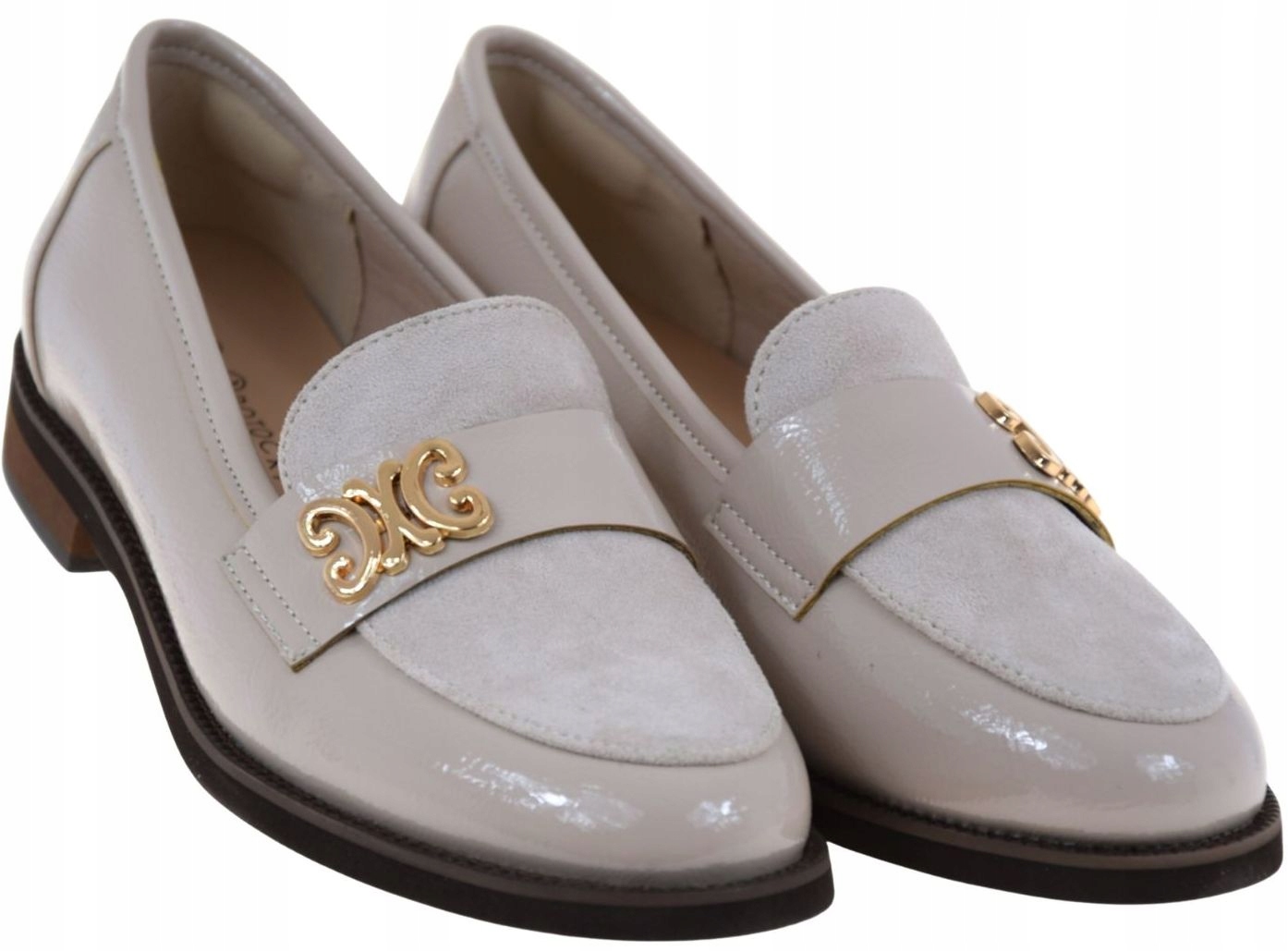 Dámské mokasíny béžové loafersy nazouvací zlatá ozdoba Potocki 26-19459BGP VEL.38