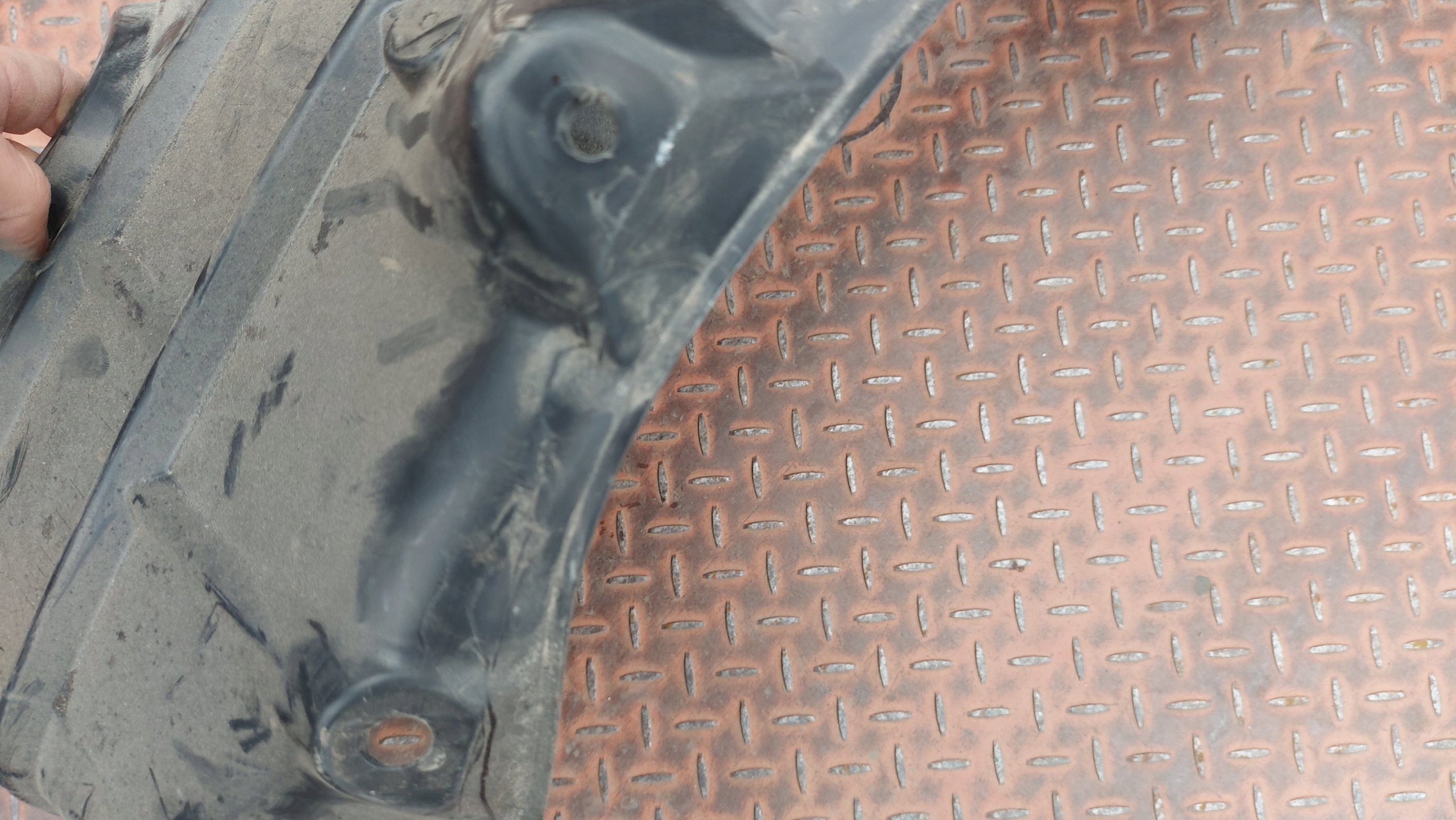 mudguard right rear part TOYOTA YARIS CROSS 21