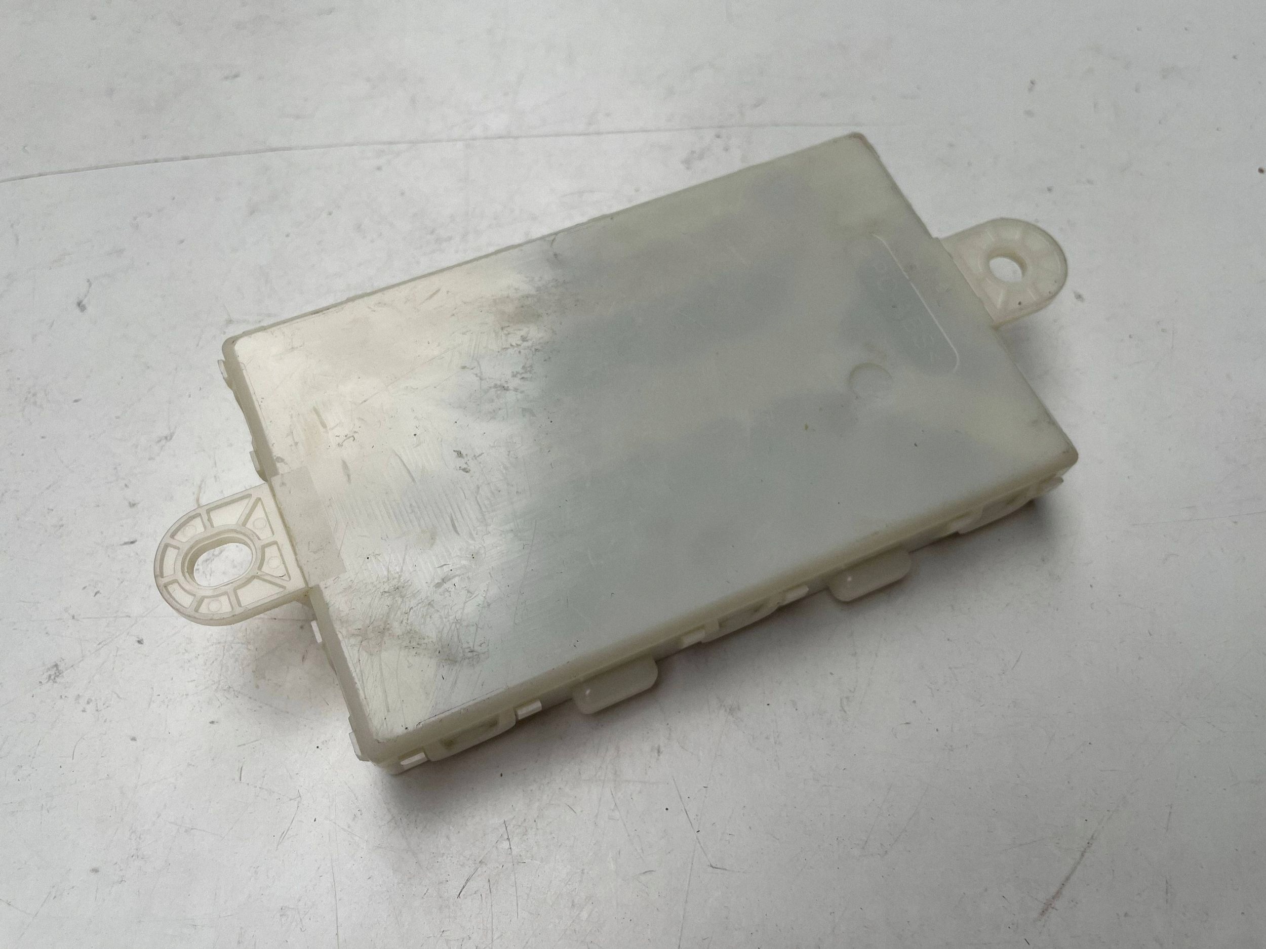 MERCEDES W212 modulo KEYLESS 2129008818 !J