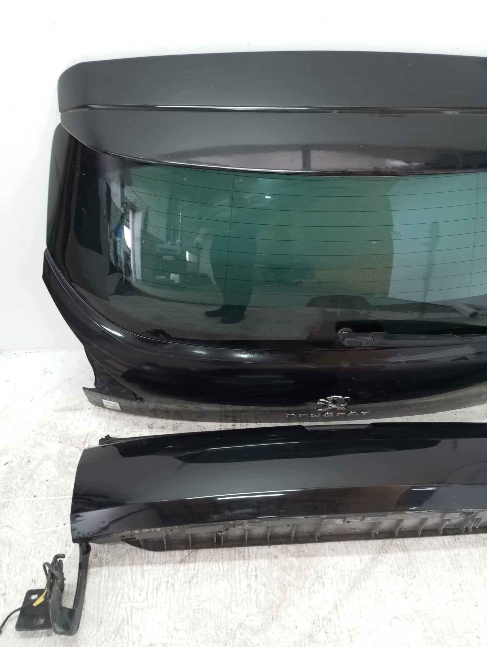 boot door rear Peugeot 3008 and 13R