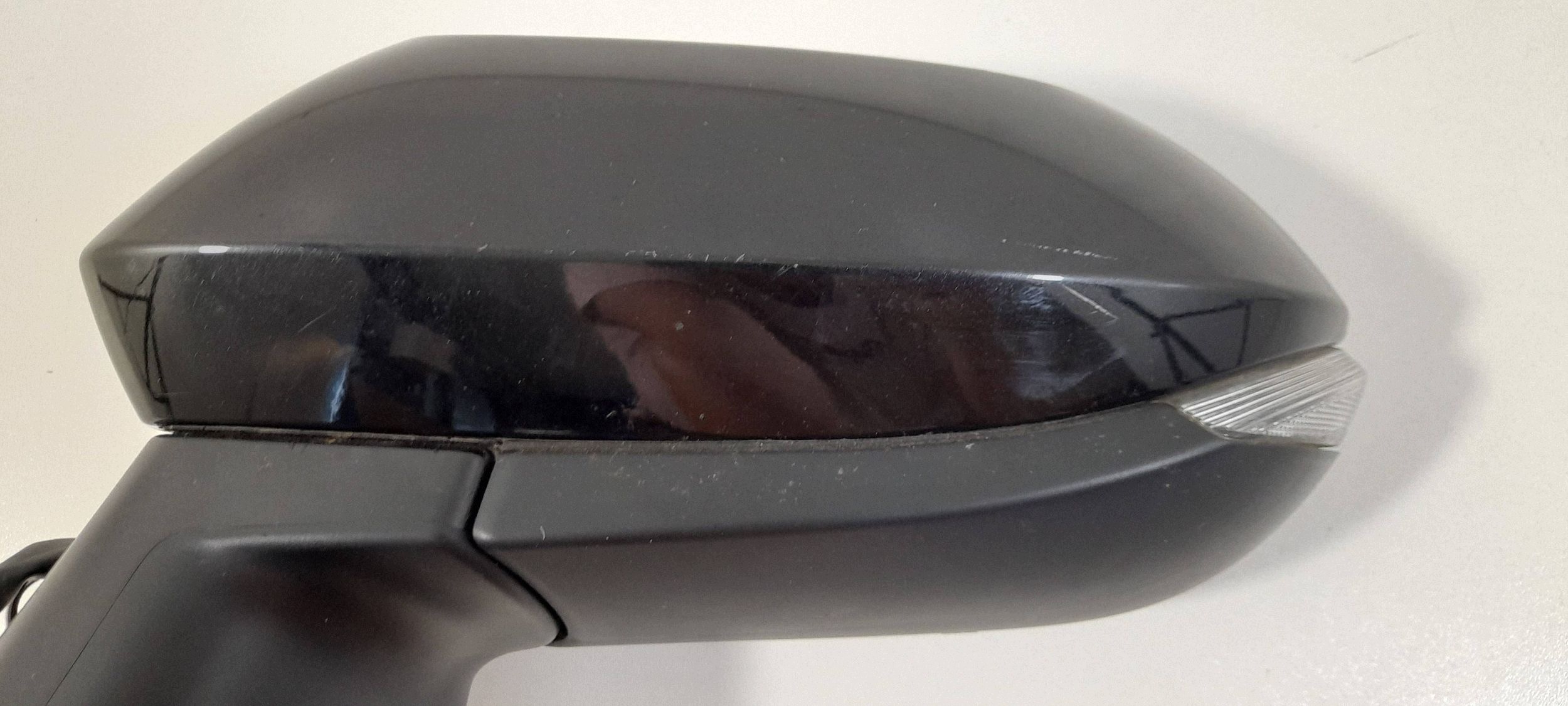Toyota Corolla E21 mirror left 6-PIN 209 (S229)