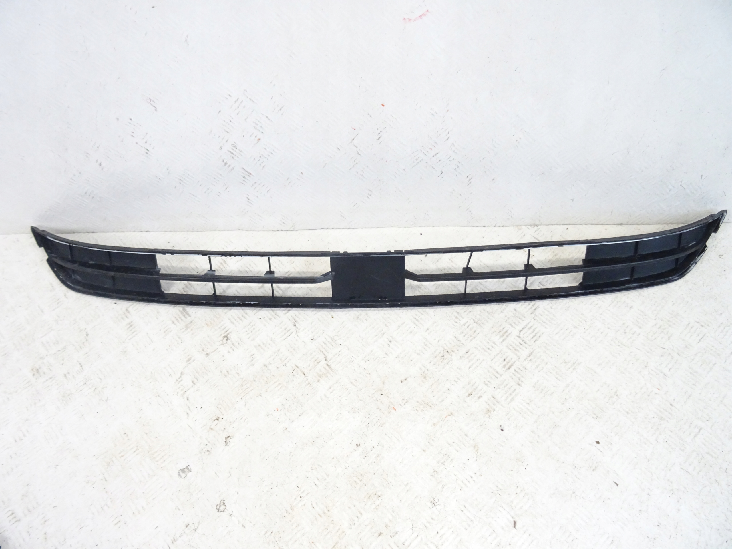 grid of a bumper front front central FORD TRANSIT CUSTOM MK2 PZ31-17K946