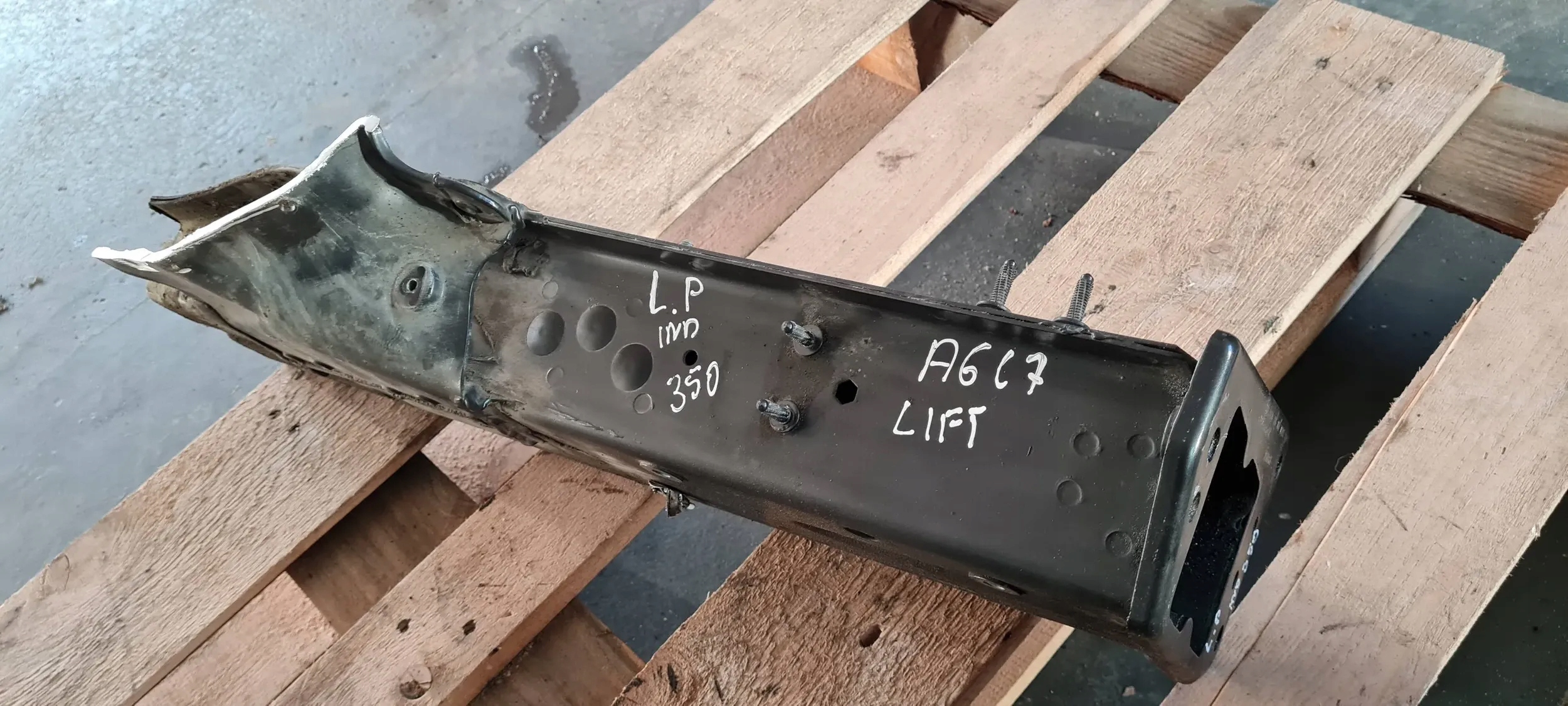 A6 C7g РЕСТАЙЛІНГ ЛОНЖЕРОН ЛІВА ЛІВИЙ ПЕРЕД ПЕРЕДНЯ Lx7u A7g