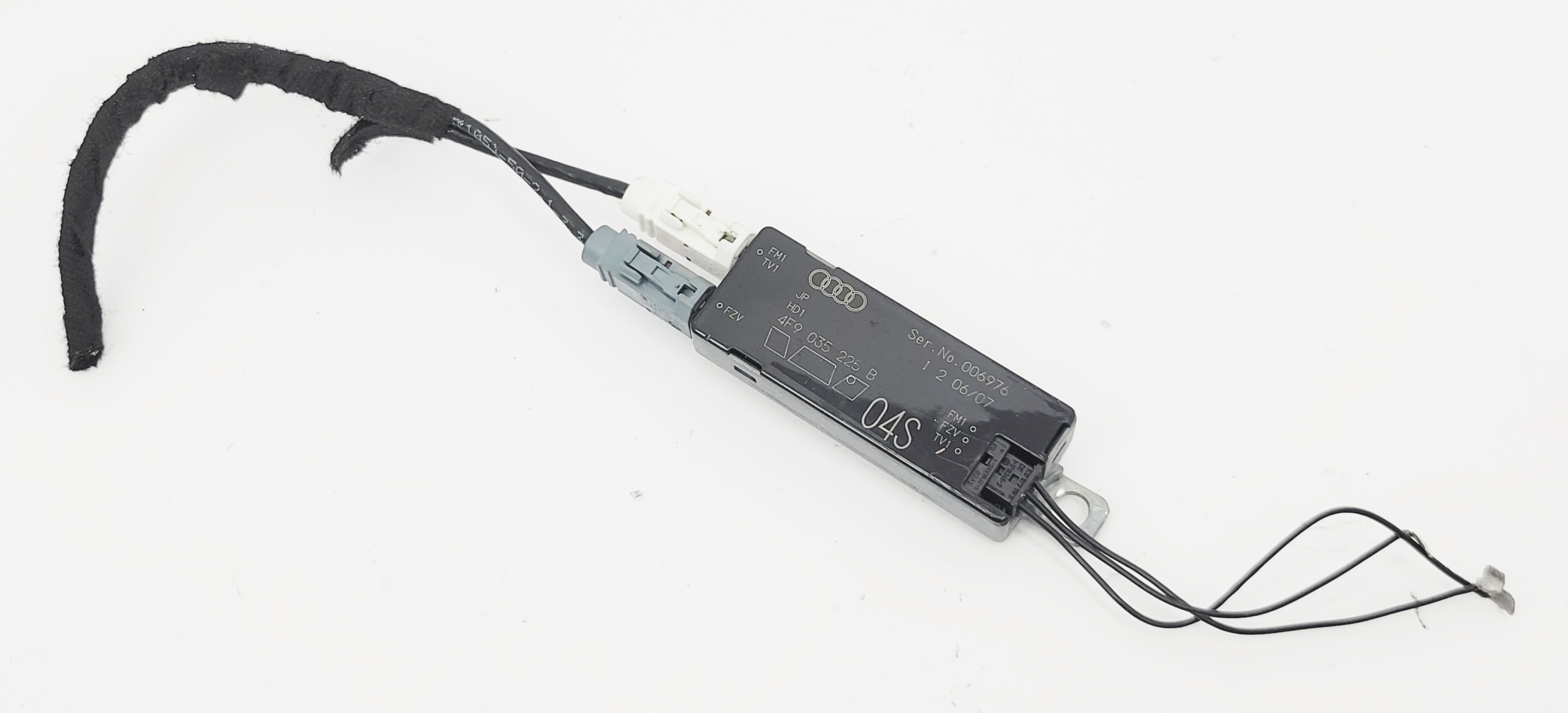 AUDI A6 C6 amplifier module aerial RADIA 4F9035225B KOMBI