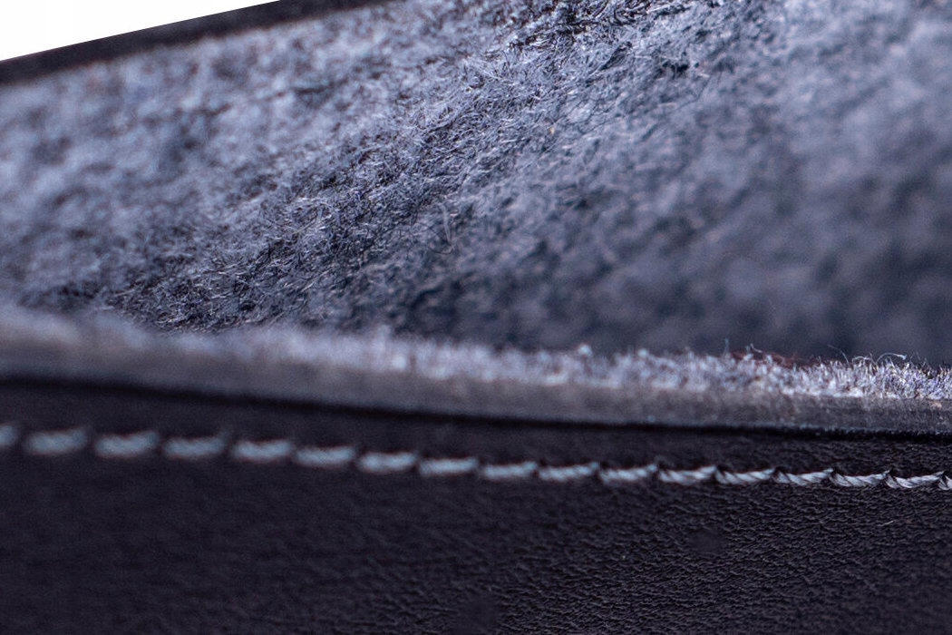 BALTAN Etui skórzane Premium do MacBooka Pro 16" czarne — 18