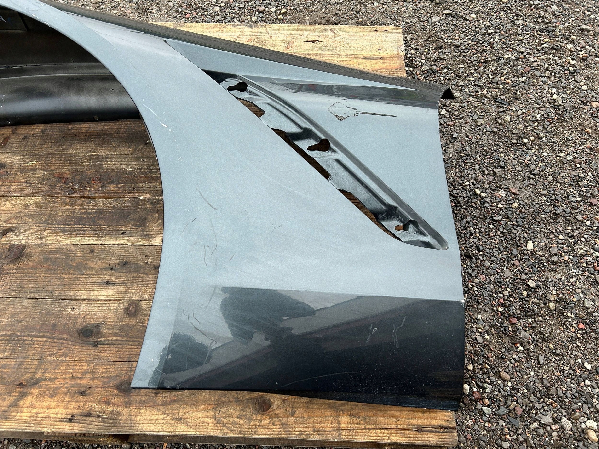 fender front front left Chevrolet Corvette C7 2014