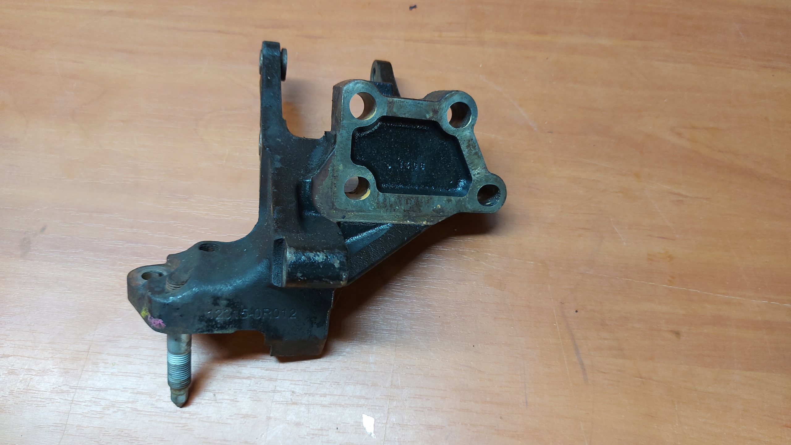 console bearing airbag engine mount left TOYOTA AVENSIS II COROLLA VERSO