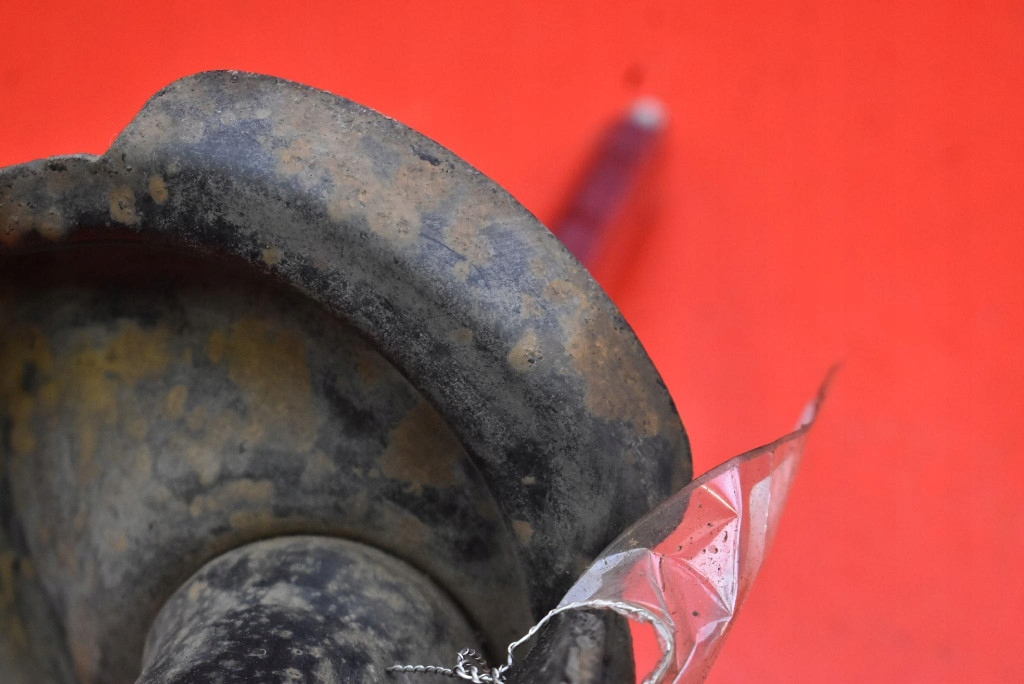 shock absorber left front 445952 FORD FOCUS MK2 1.6 TDCI 109 KM 08-11