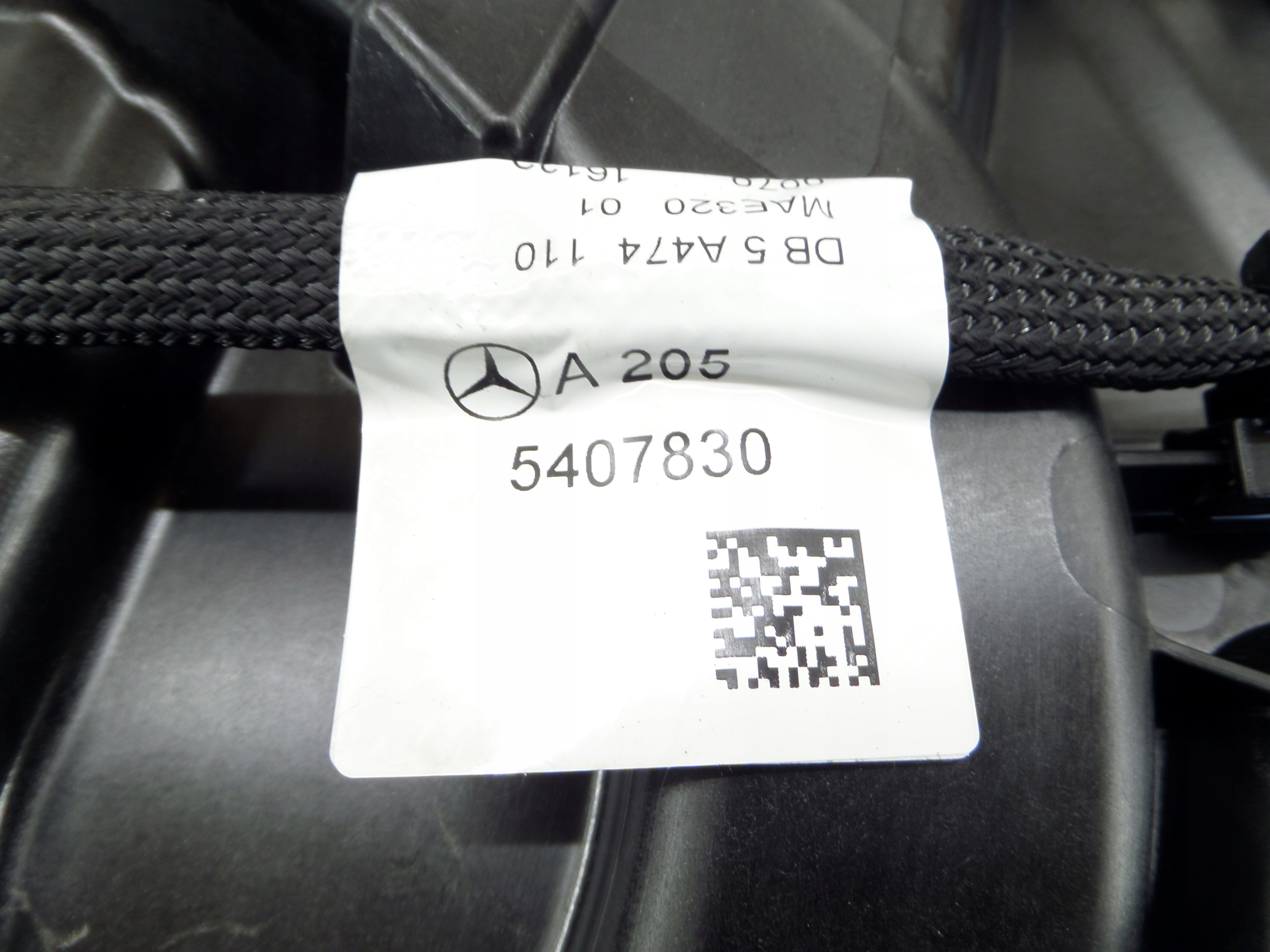 mechanismus zvedání okna MERCEDES W205 C63S AMG