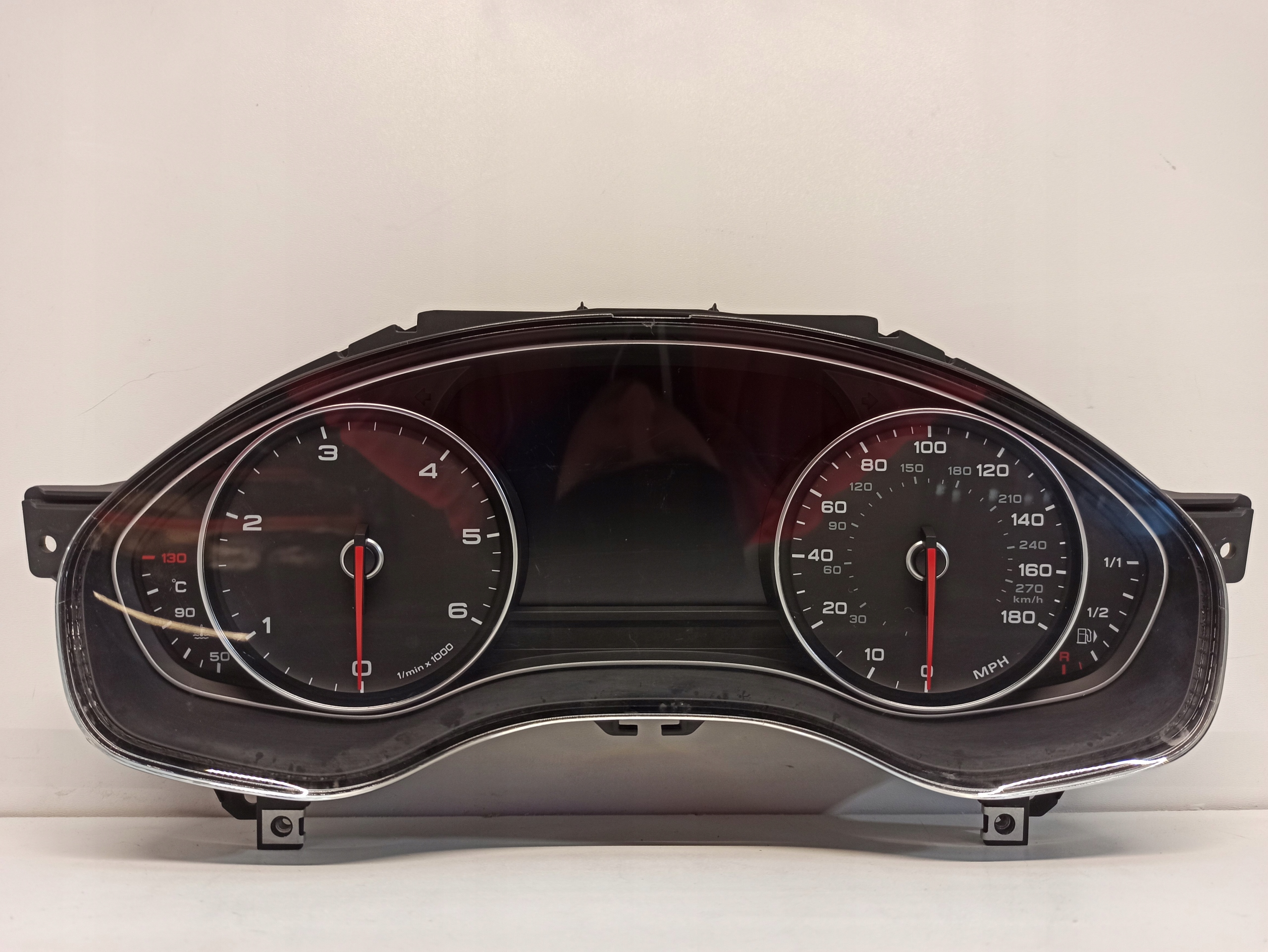 AUDI A7 счетчик часы MPH/KMH 4G8920984H