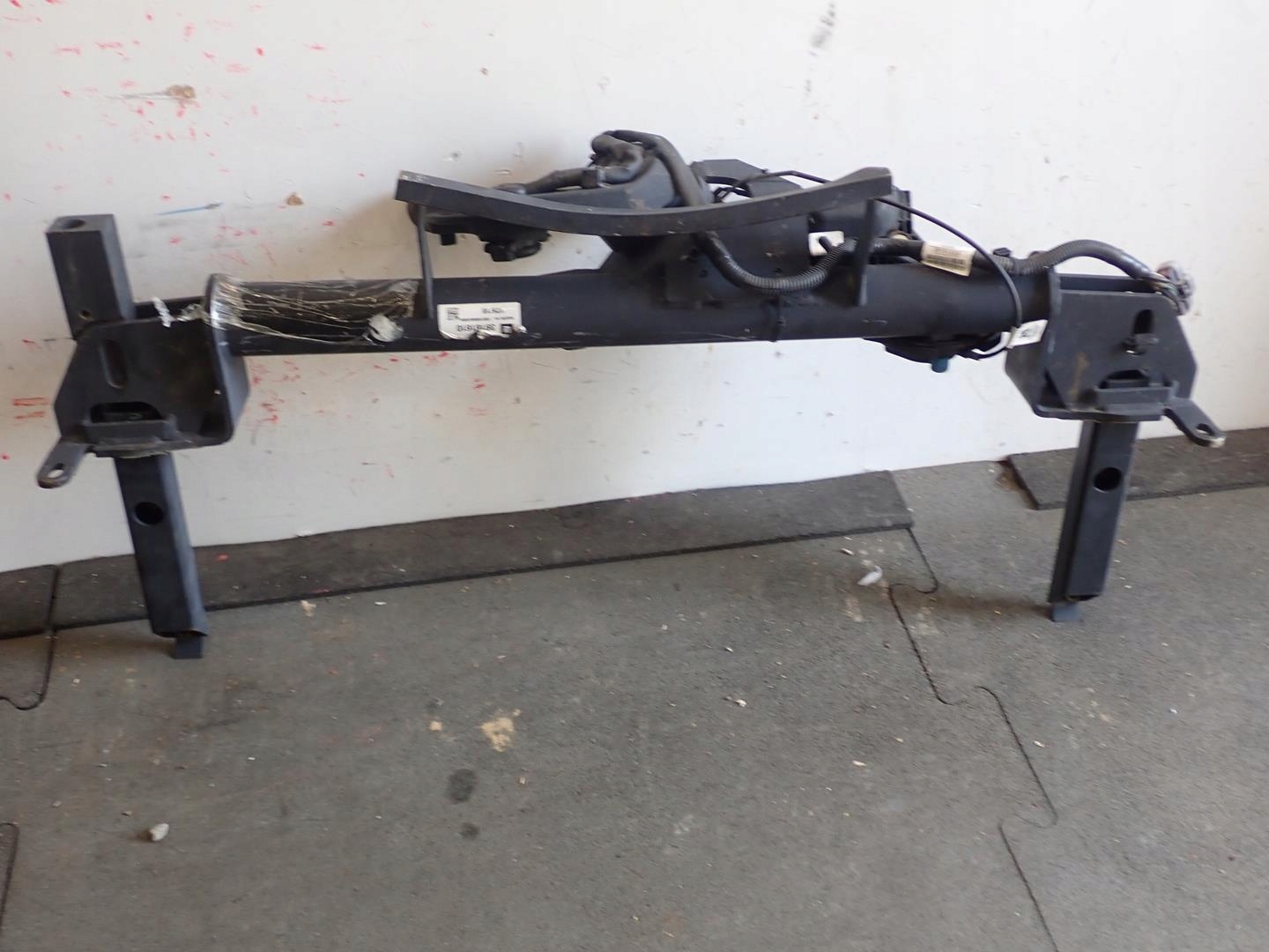 Hak OPEL INSIGNIA II B 2017- KOMBI 39161610