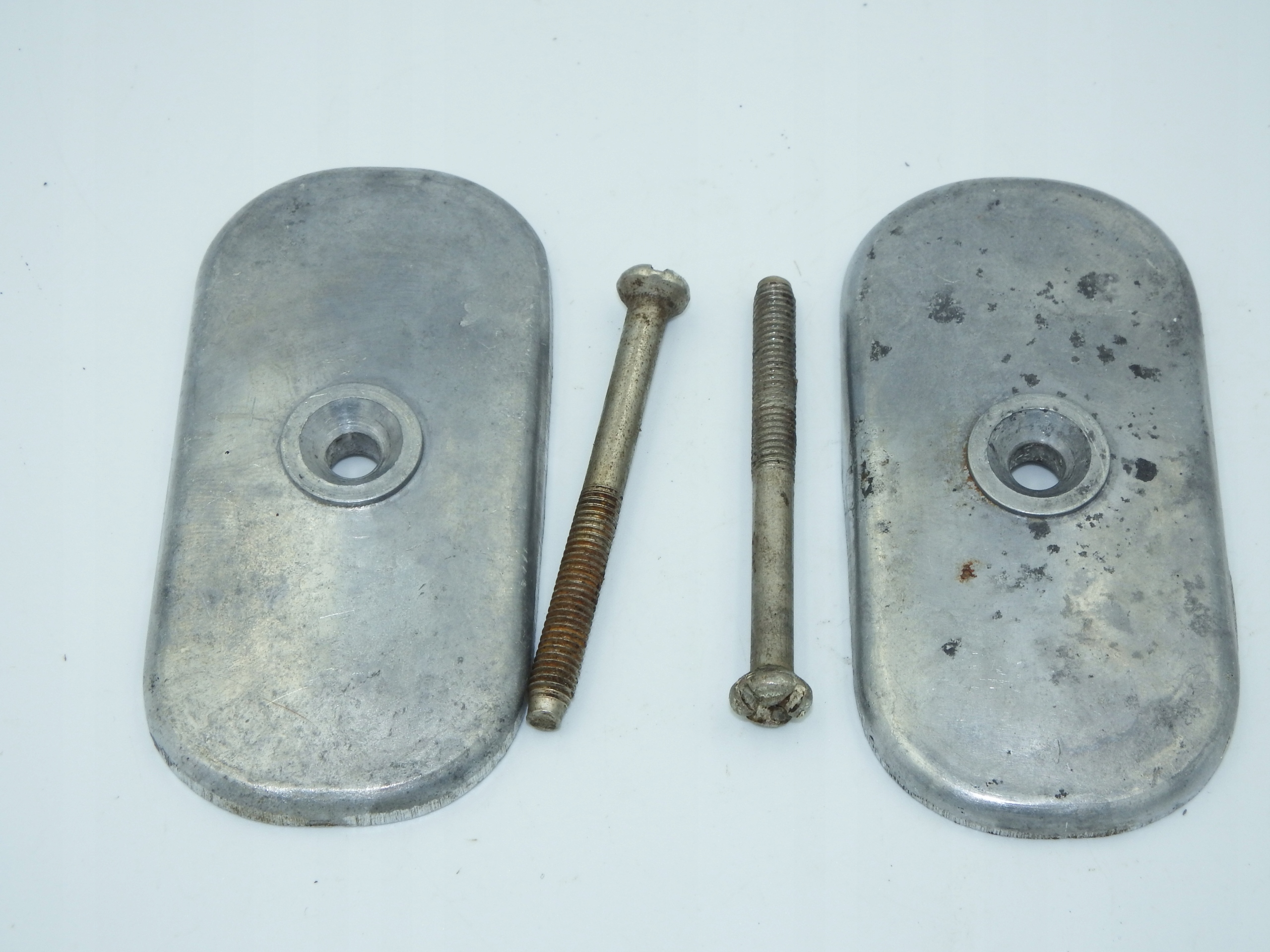 ORYGINALNE NOWE DEKIELKI ZAWORÓW KOMPLET M72,K750