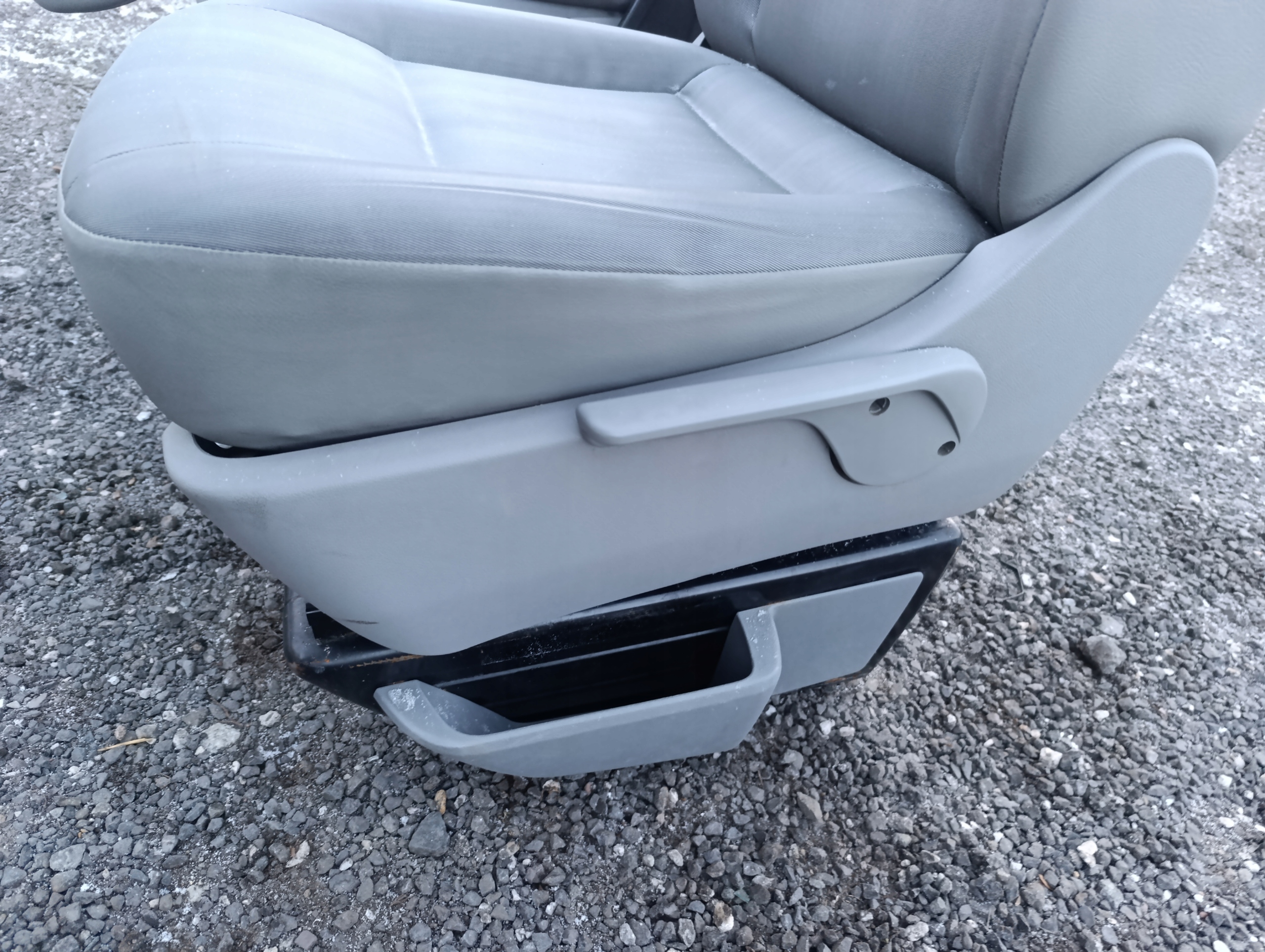 VW T5 LIFT seat front POJEDYNCZY left driver´s/ KIEROWCA