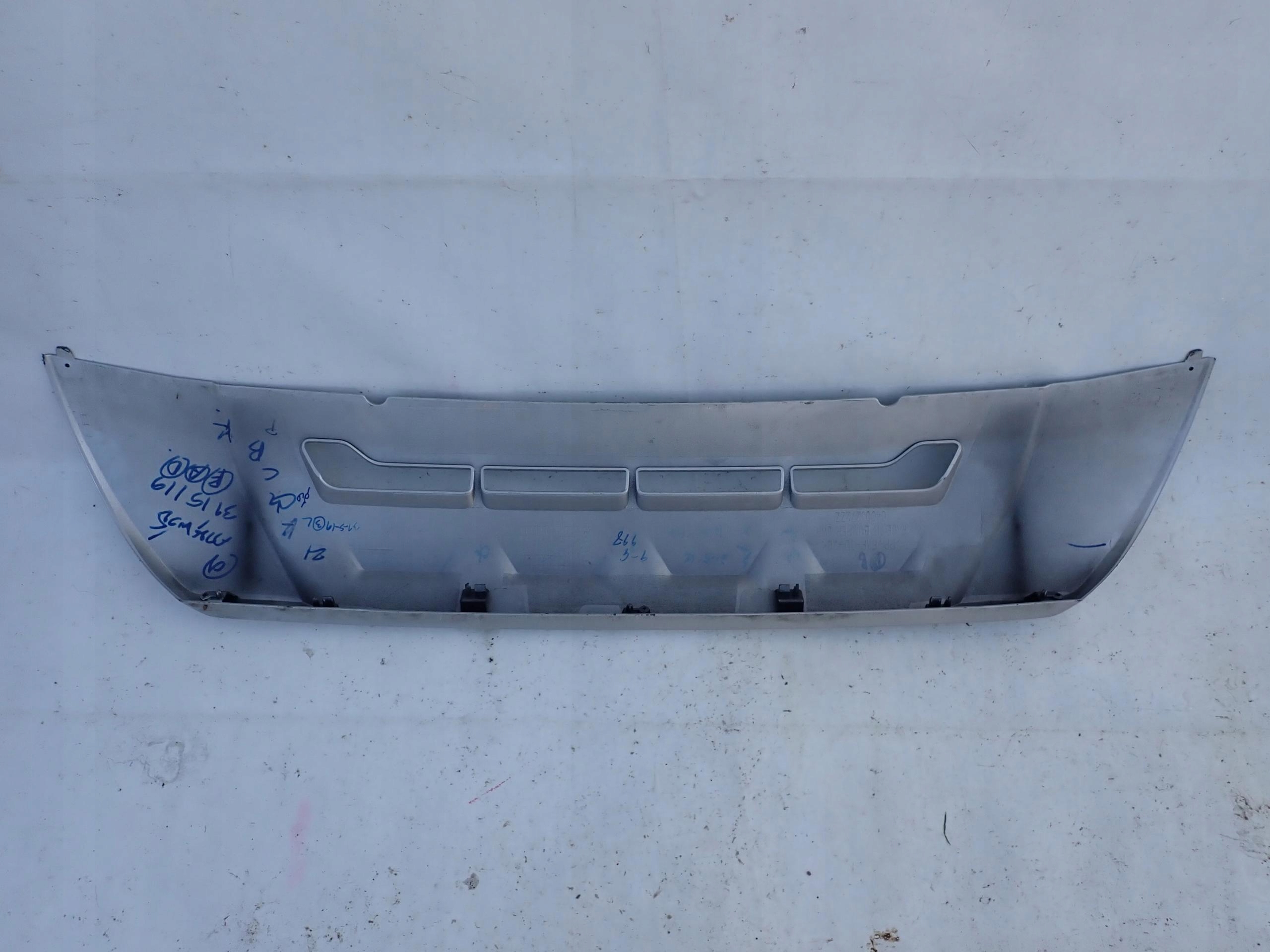MITSUBISHI L200 19- spoiler předek 6400J272ZZ