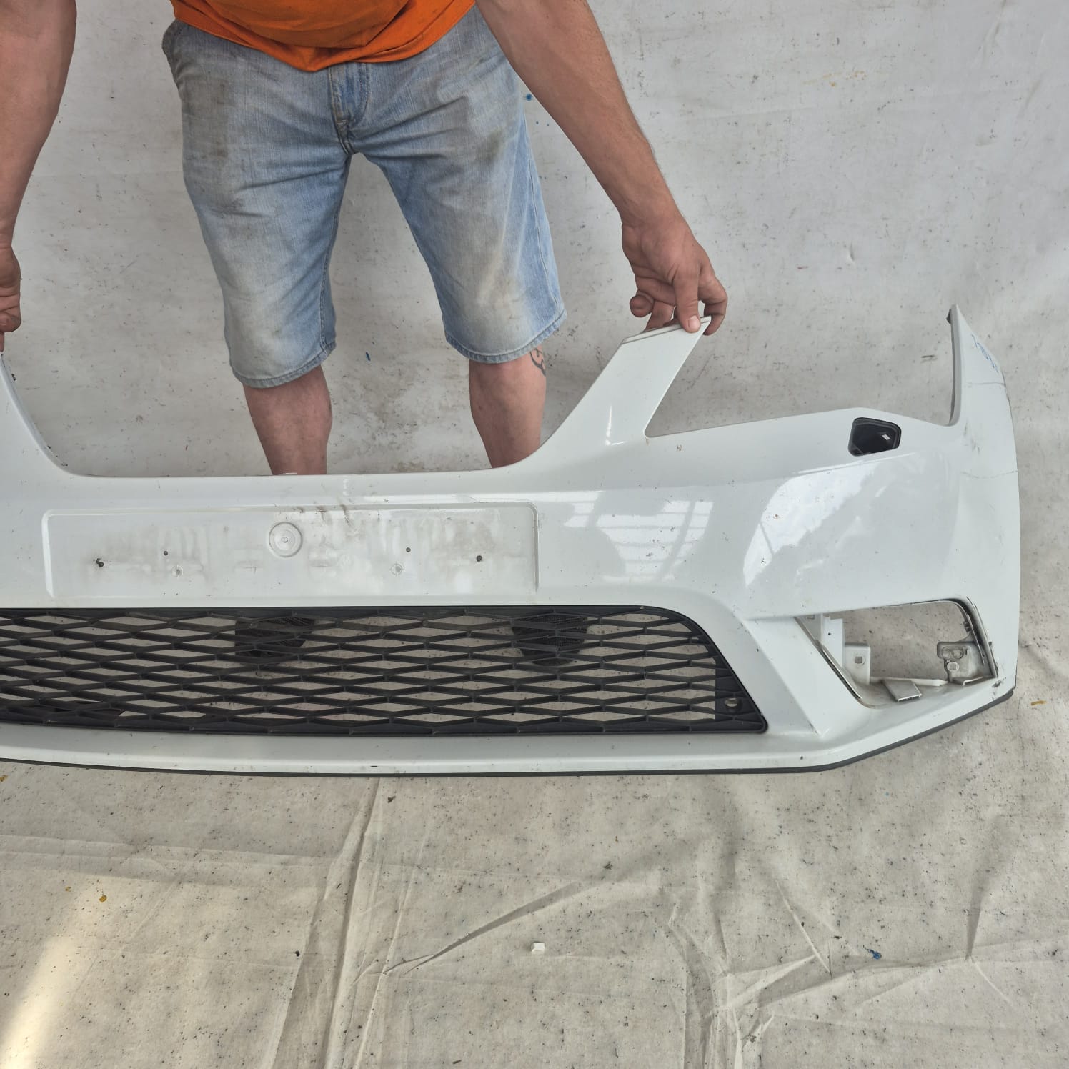 SEAT LEON III 3 12-16 bumper front front washer
