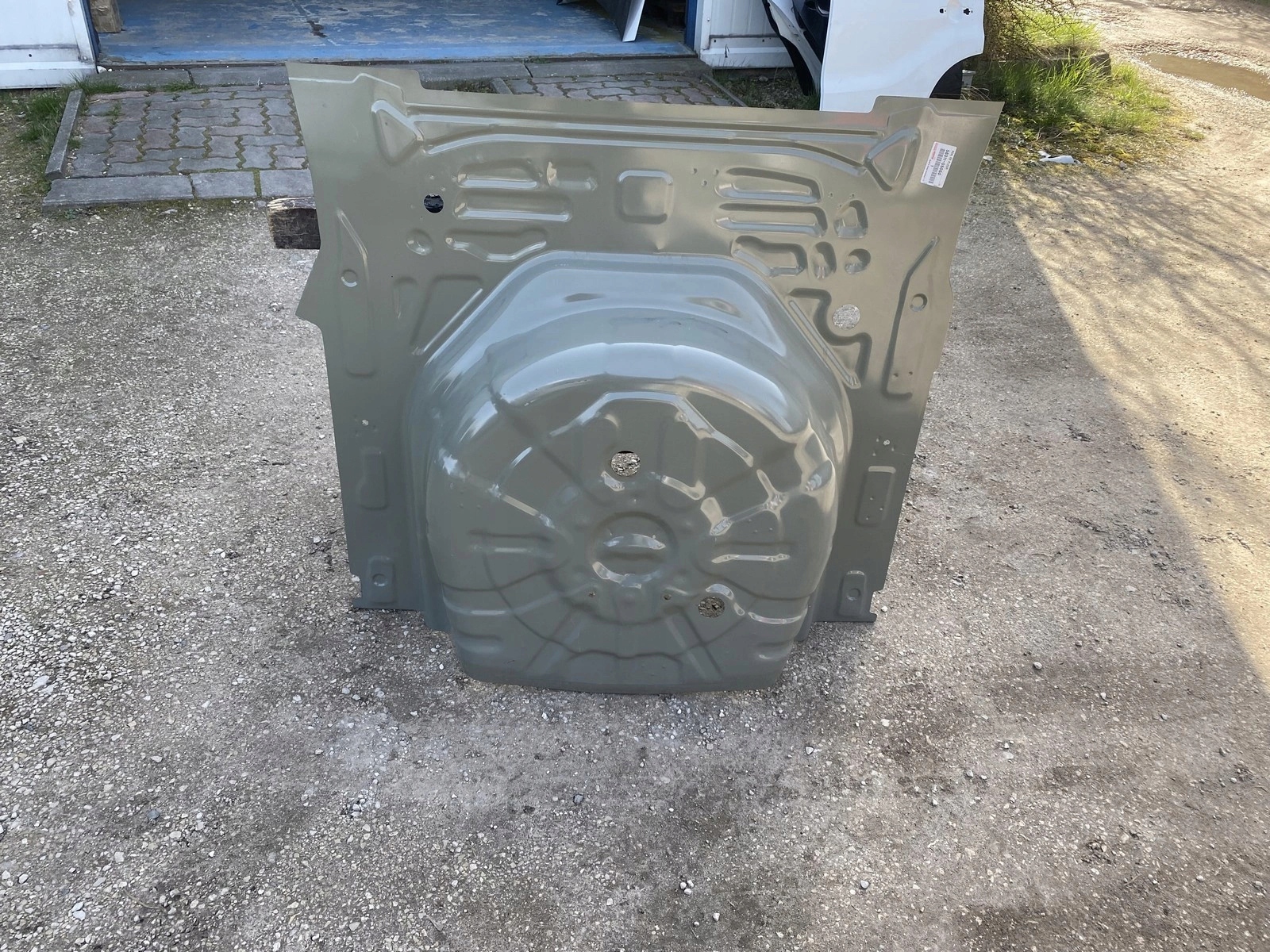 WANNA PODŁOGA PAS TYLNY TOYOTA AVENSIS T27 ORYGINALNY 58311-05060