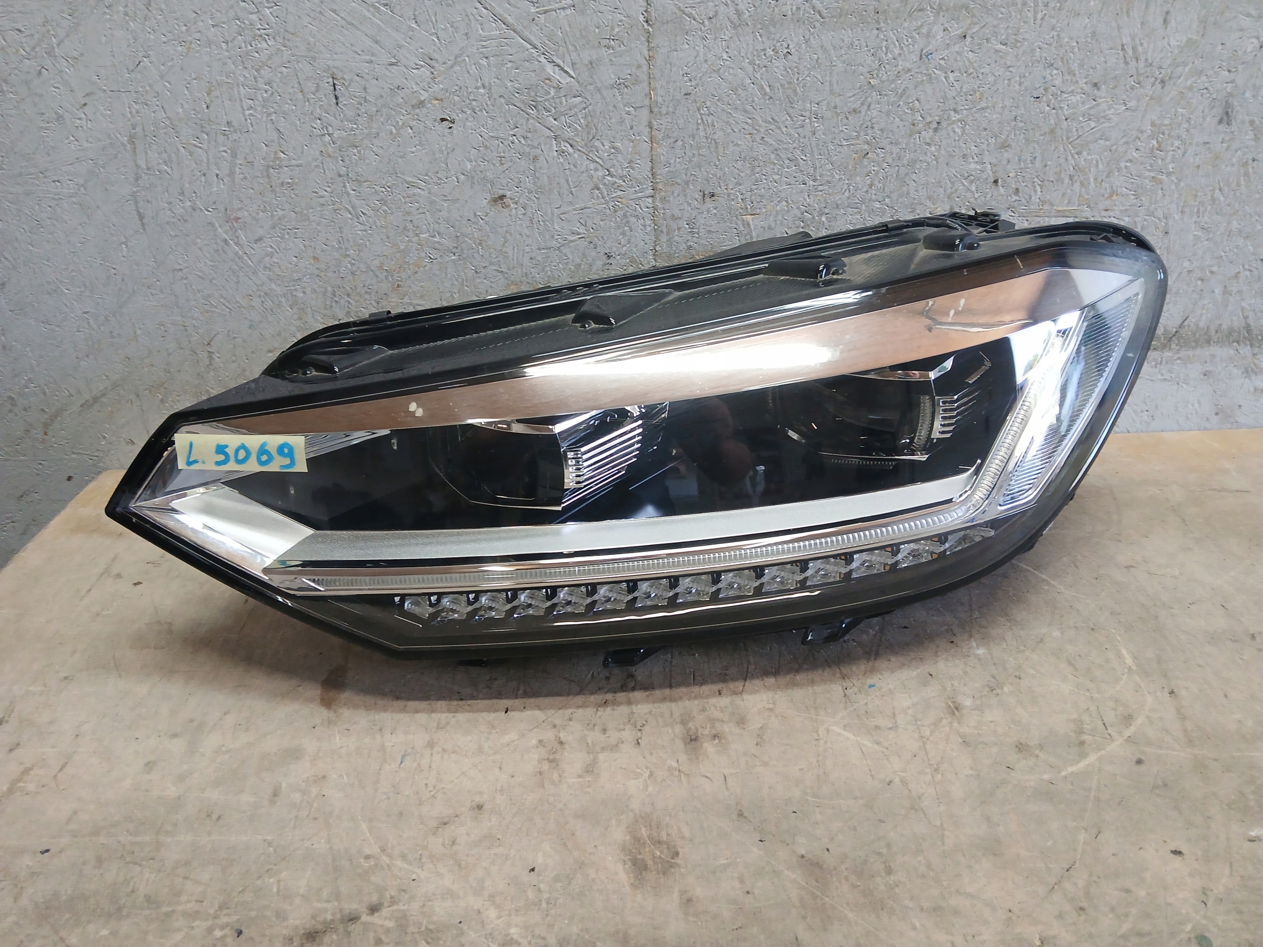 light front left VW TOURAN 5TB FULL LED 15- 5TB941081D