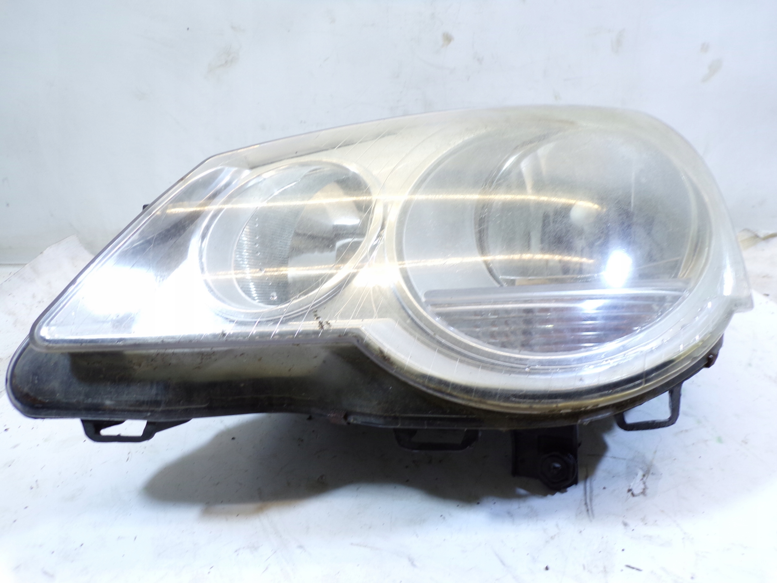 light left front front VOLKSWAGEN POLO 9N LIFT OPIS (K)