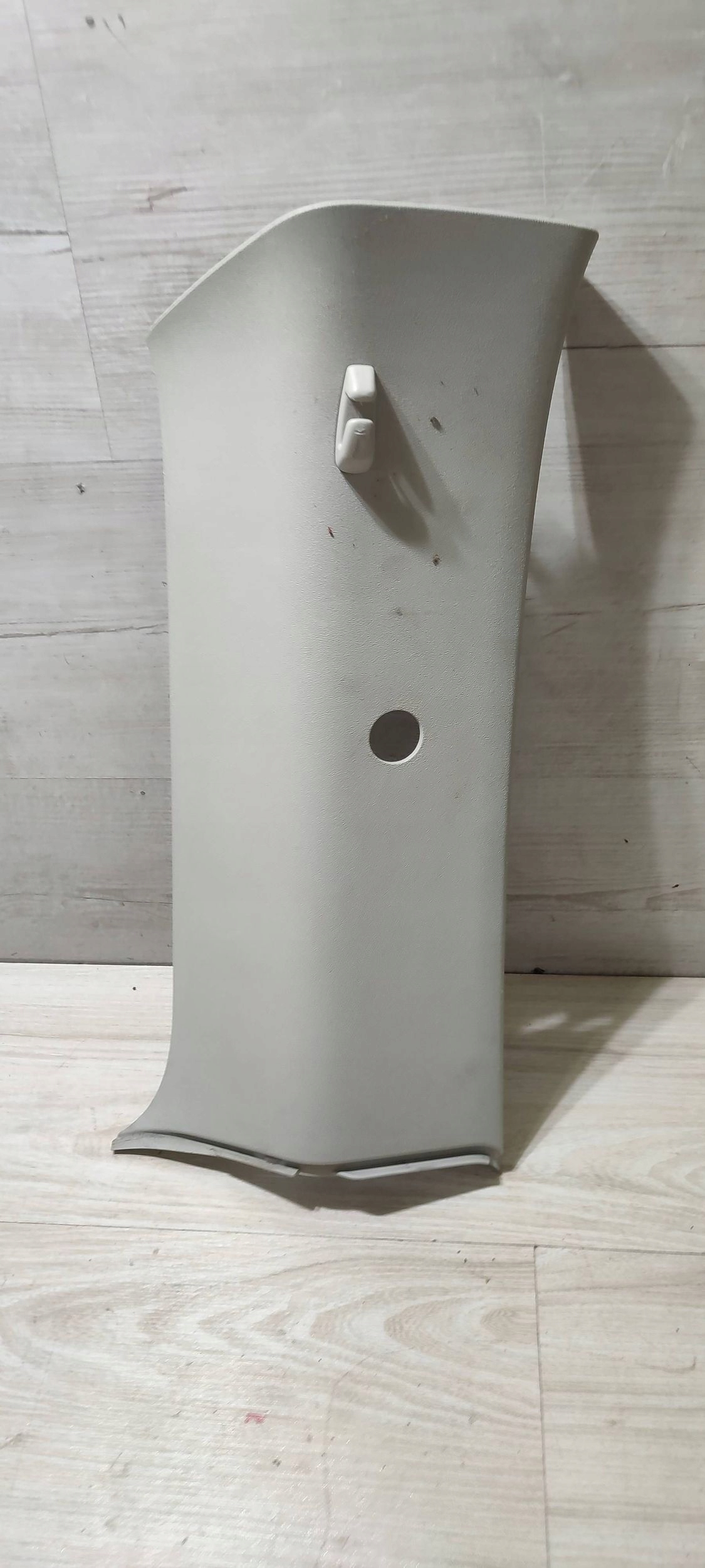 cover slupka C rear part side left Volkswagen Caddy 2K5867287E