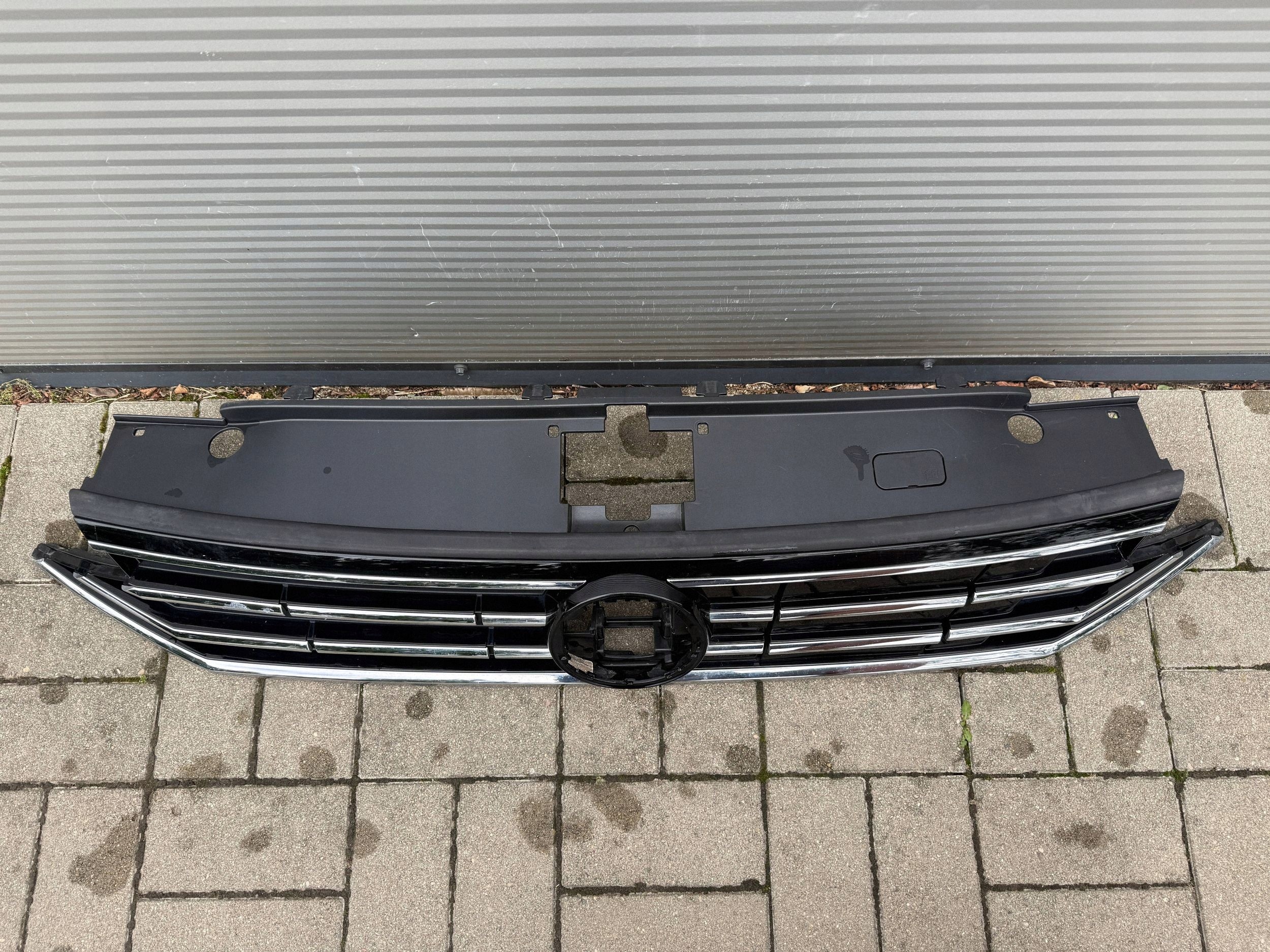 Vw Passat B8 Lift GTE 19- 3g front PREKLADgrill front front