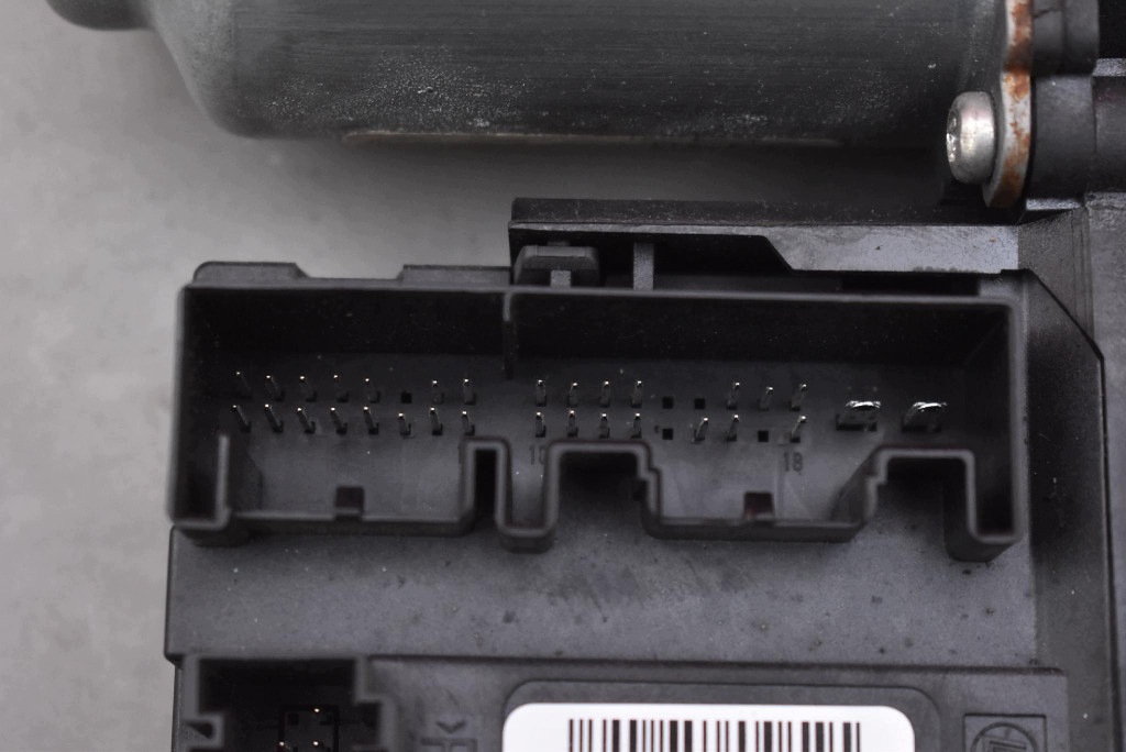 window regulator left front EU 1Z2837655 SKODA OCTAVIA 2 II 04-08