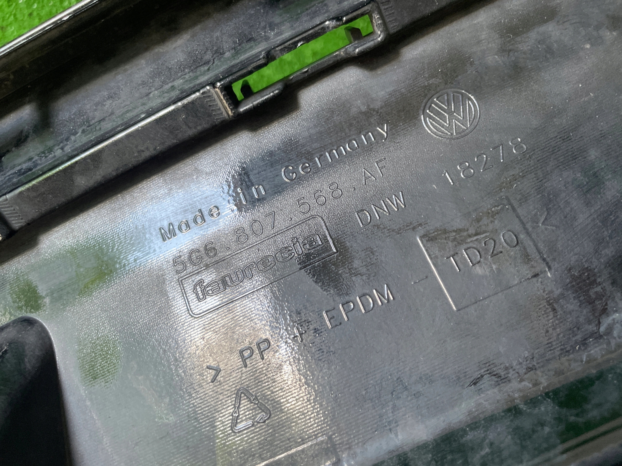 VW GOLF 7 VII 5G0807568 ACCESSORI POSTERIORE R LINE