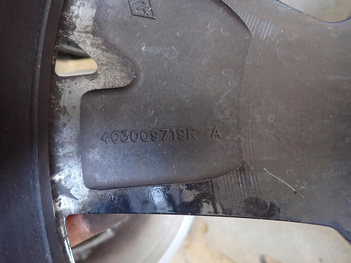 disk disk RENAULT 5x114,3 ET35 7J 18" 403009719