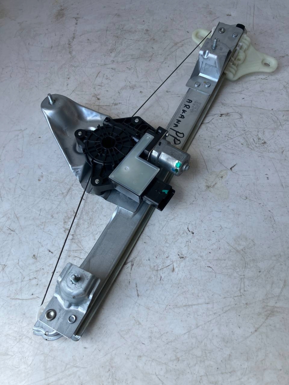 window regulator right front RENAULT ARKANA 807206412R