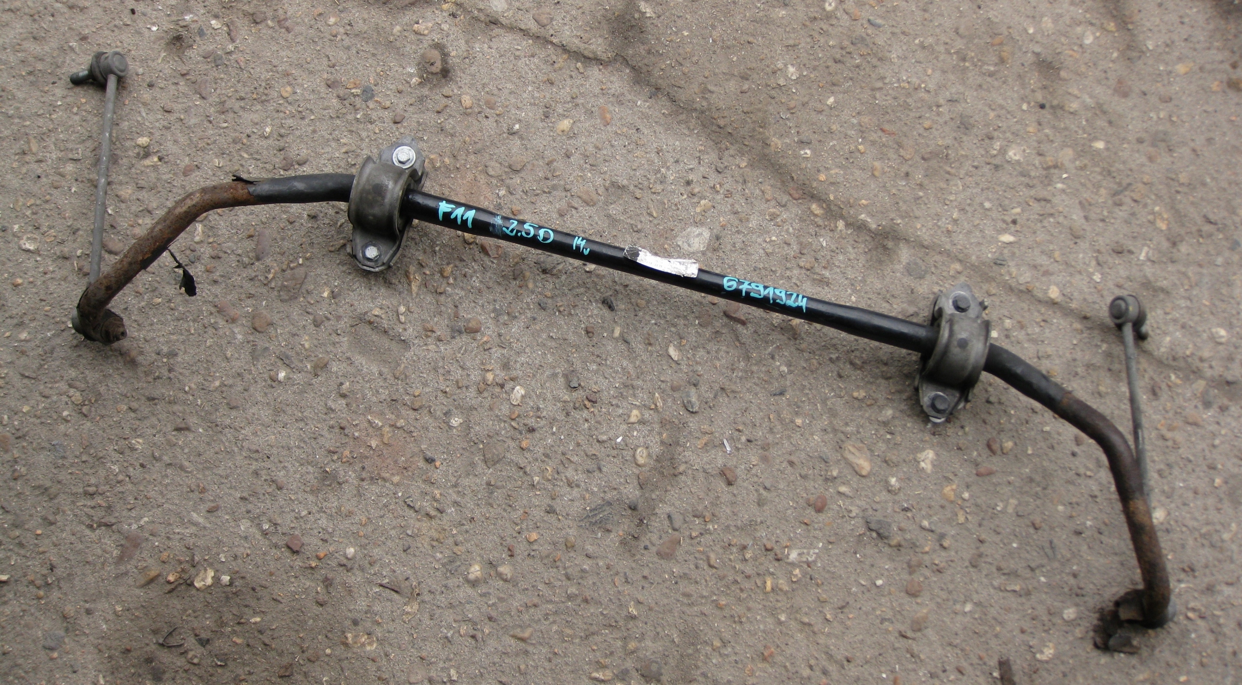 BMW F11 2.5 D 14R stabilizer rod front 6791924
