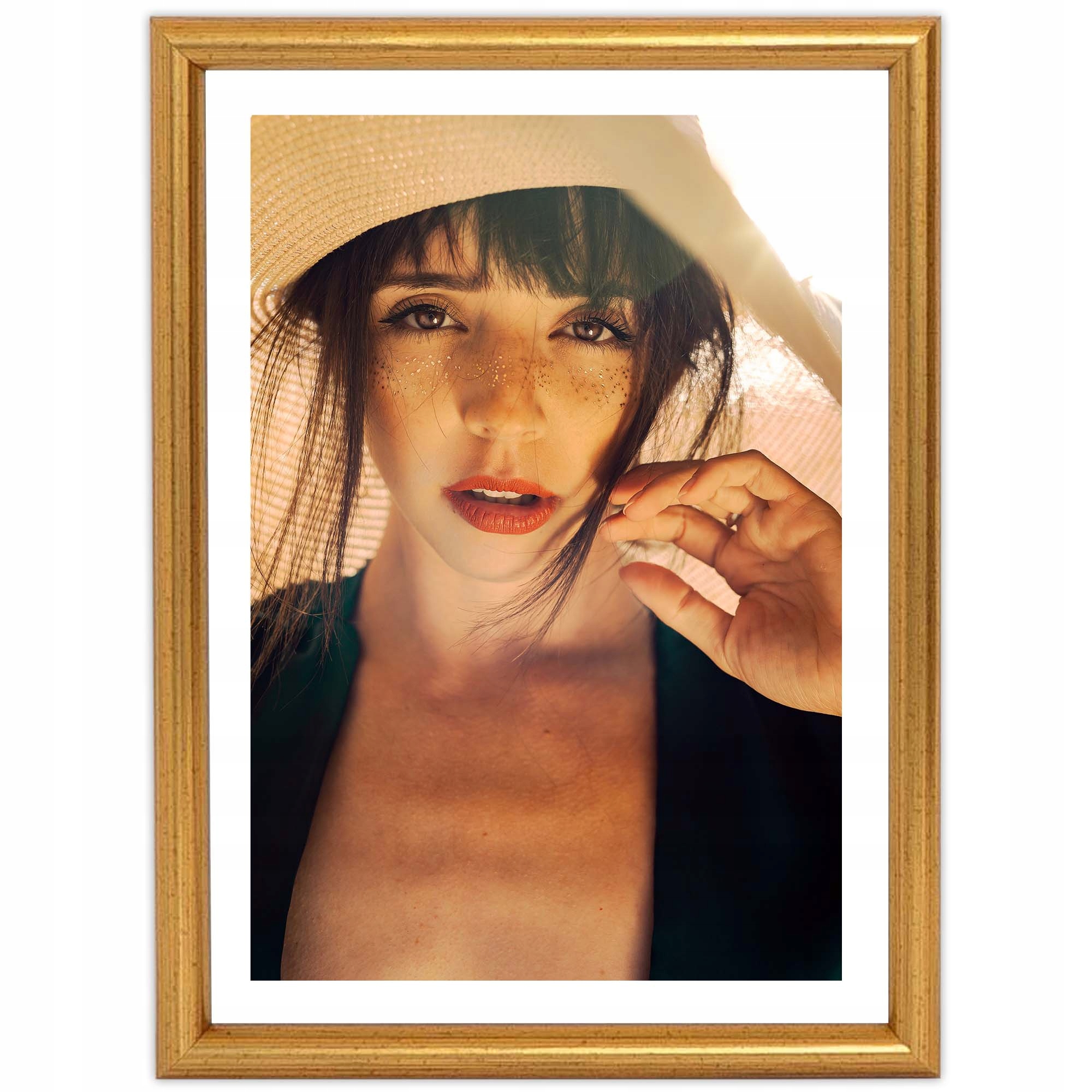 

Drewniana Ramka na Zdjęcia Złota Prosta 18x24