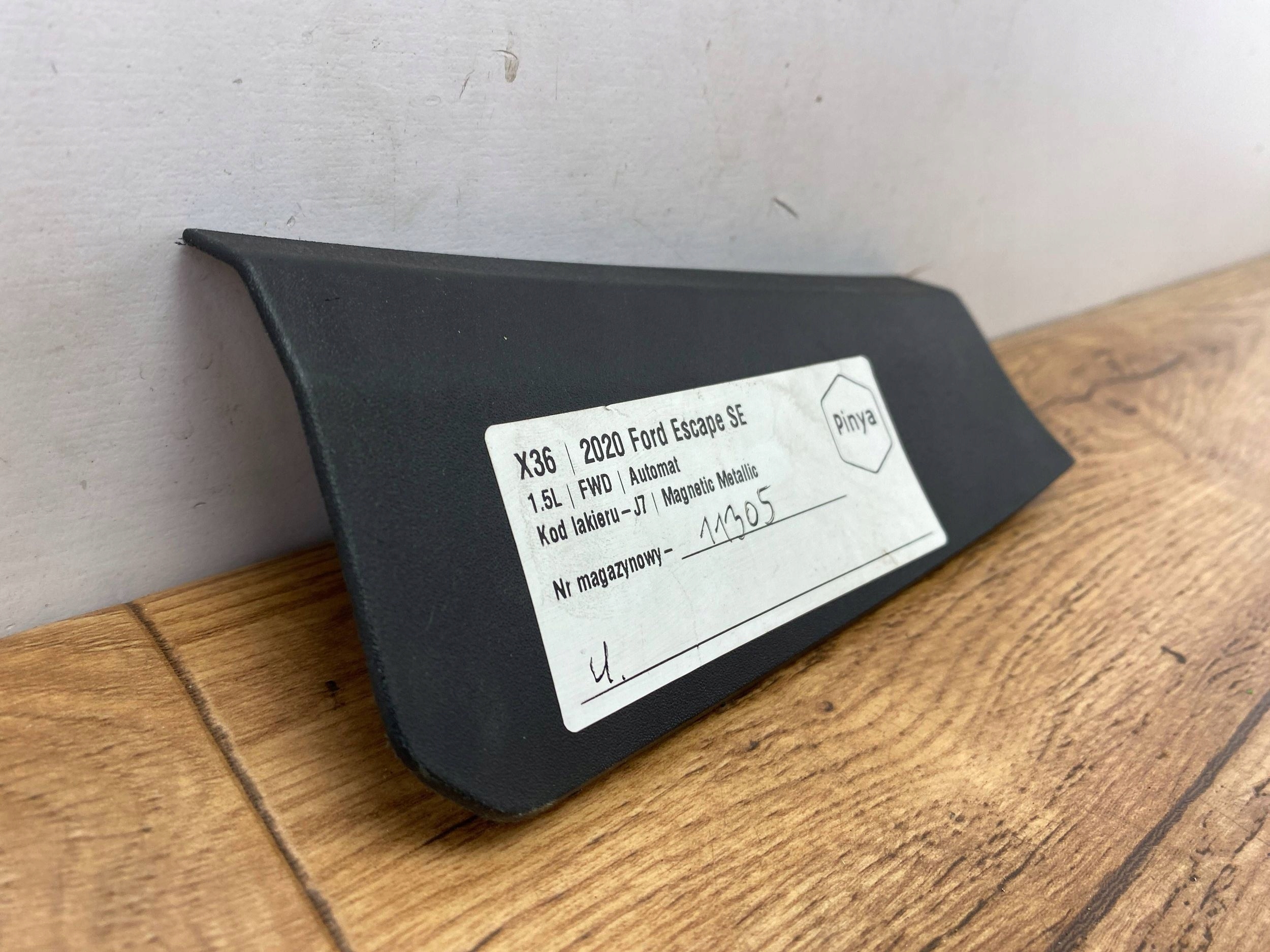 Blende Abdeckung slupka A Ford Escape IV Kuga MK3 2020+