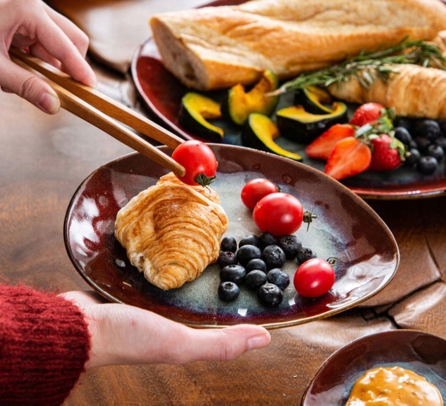 Zastawa prezentacyjna Vancasso STARRY RED 22 szt Liczba elementów w zestawie 22