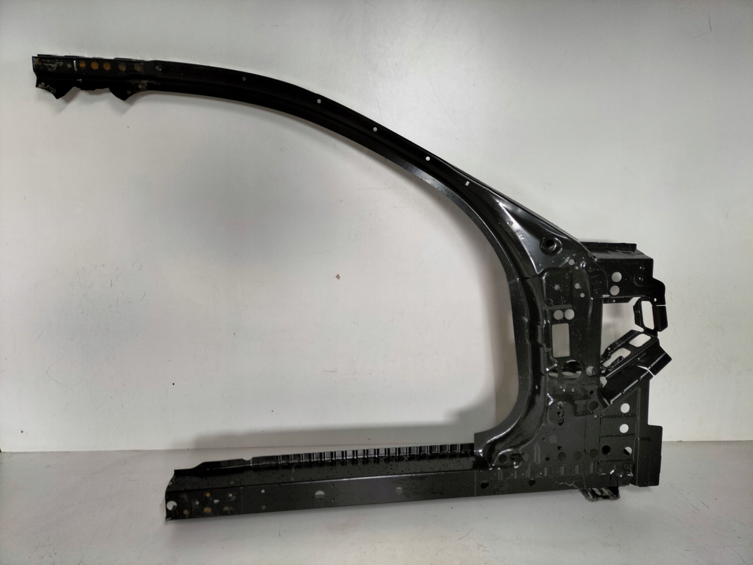 pillar front threshold right BMW 5 G30 G31 17- side inner