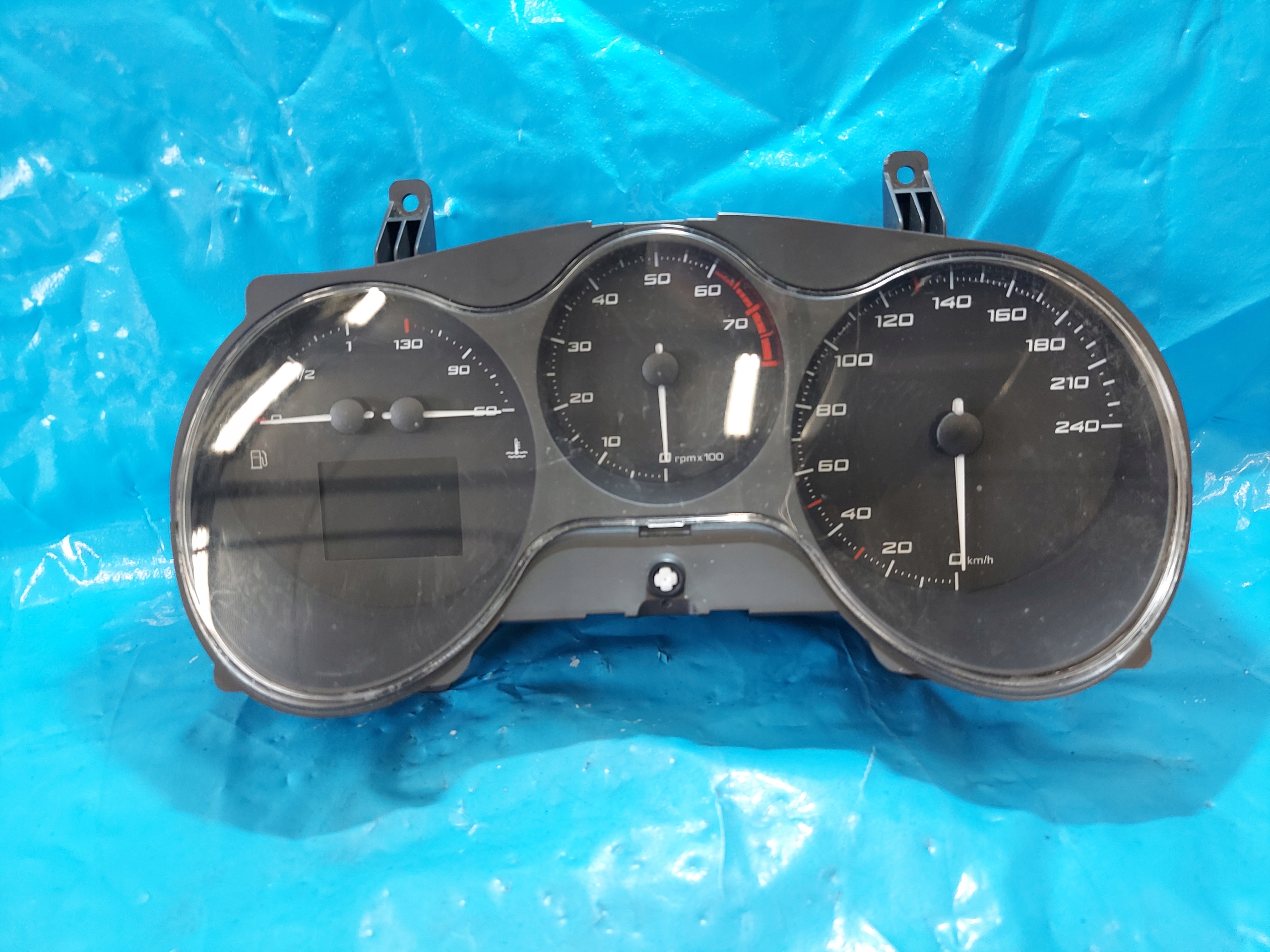 dials clock LEON II 1.4 TSI 1P0920810E