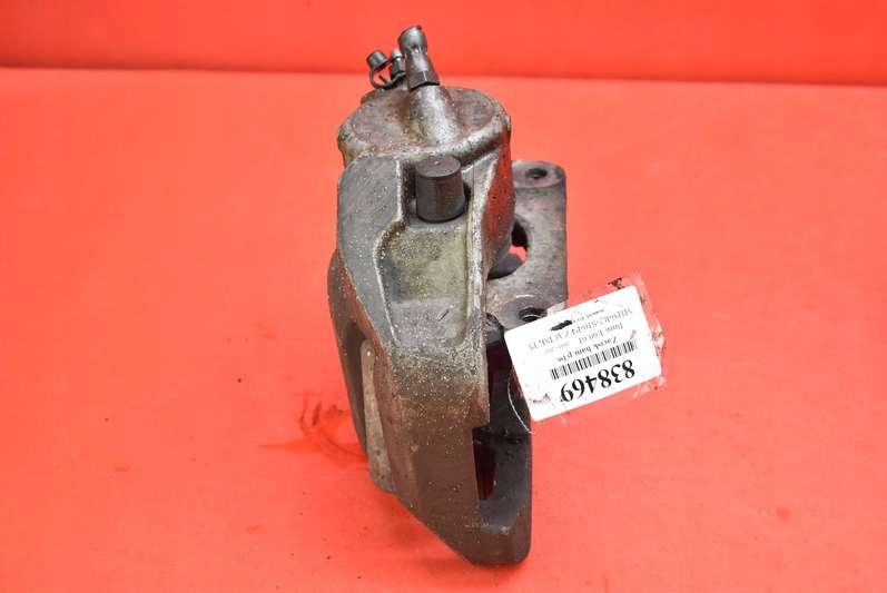 caliper brake left front BMW E60 E61 2.5i 218 KM 03-07