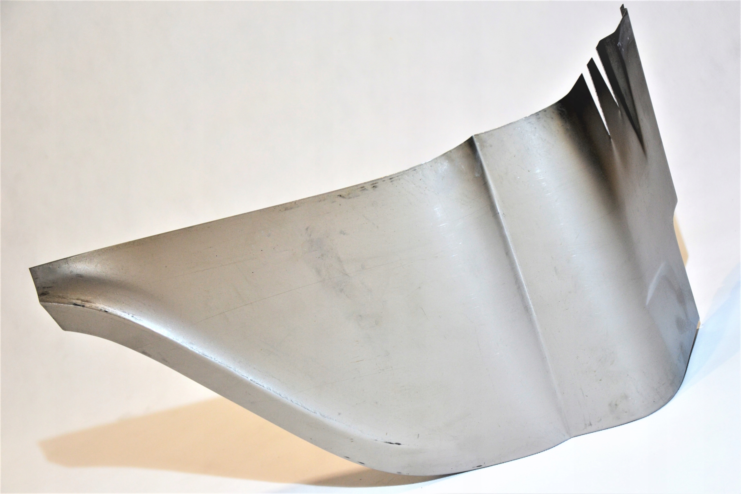 481 - Uaz 469 Hunter ремонт крыло заднее левое