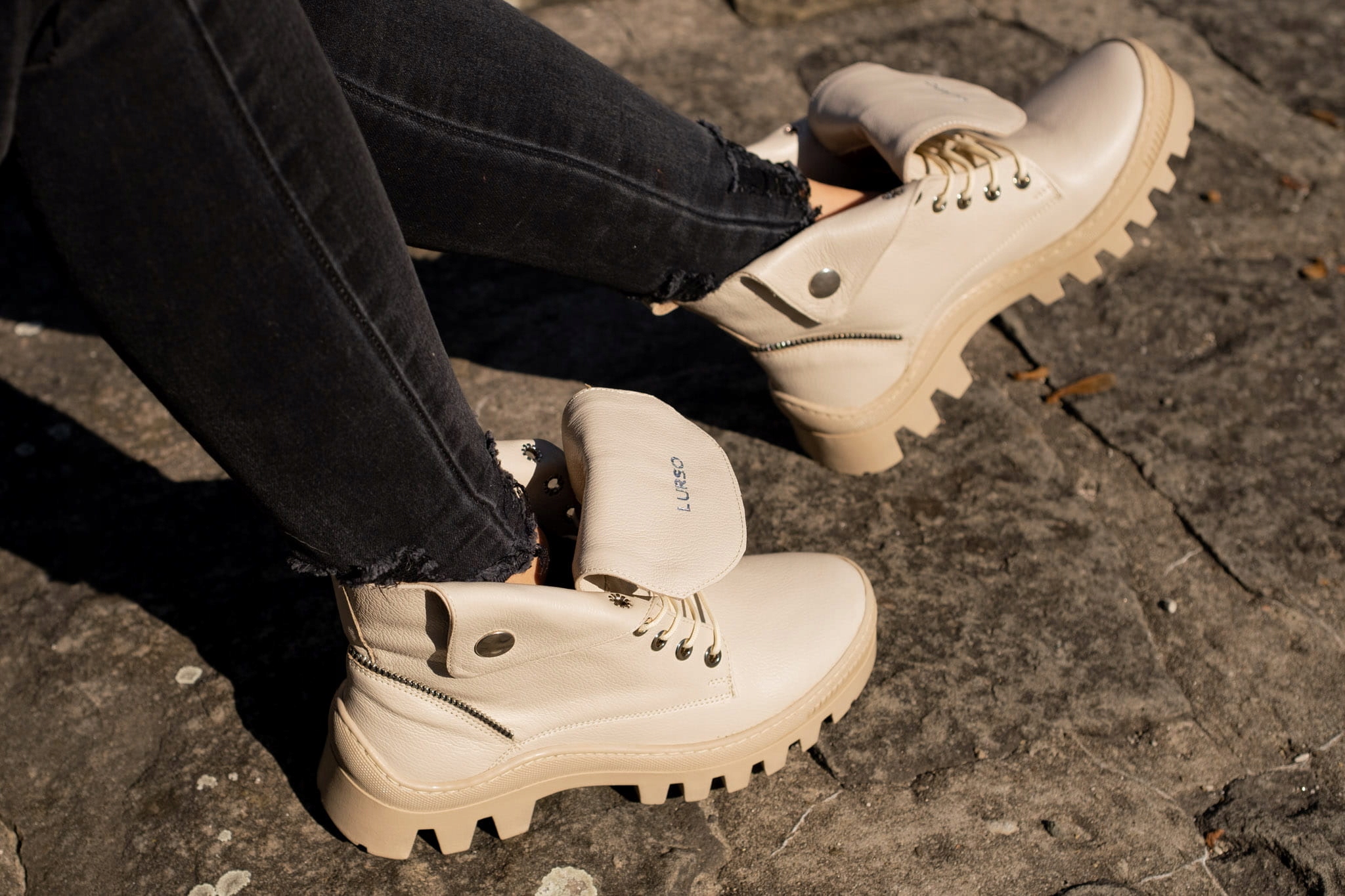 Trapery damskie BOTKI PRODUKT PL SKÓRA beżowe 41 Długość wkładki 26.5 cm