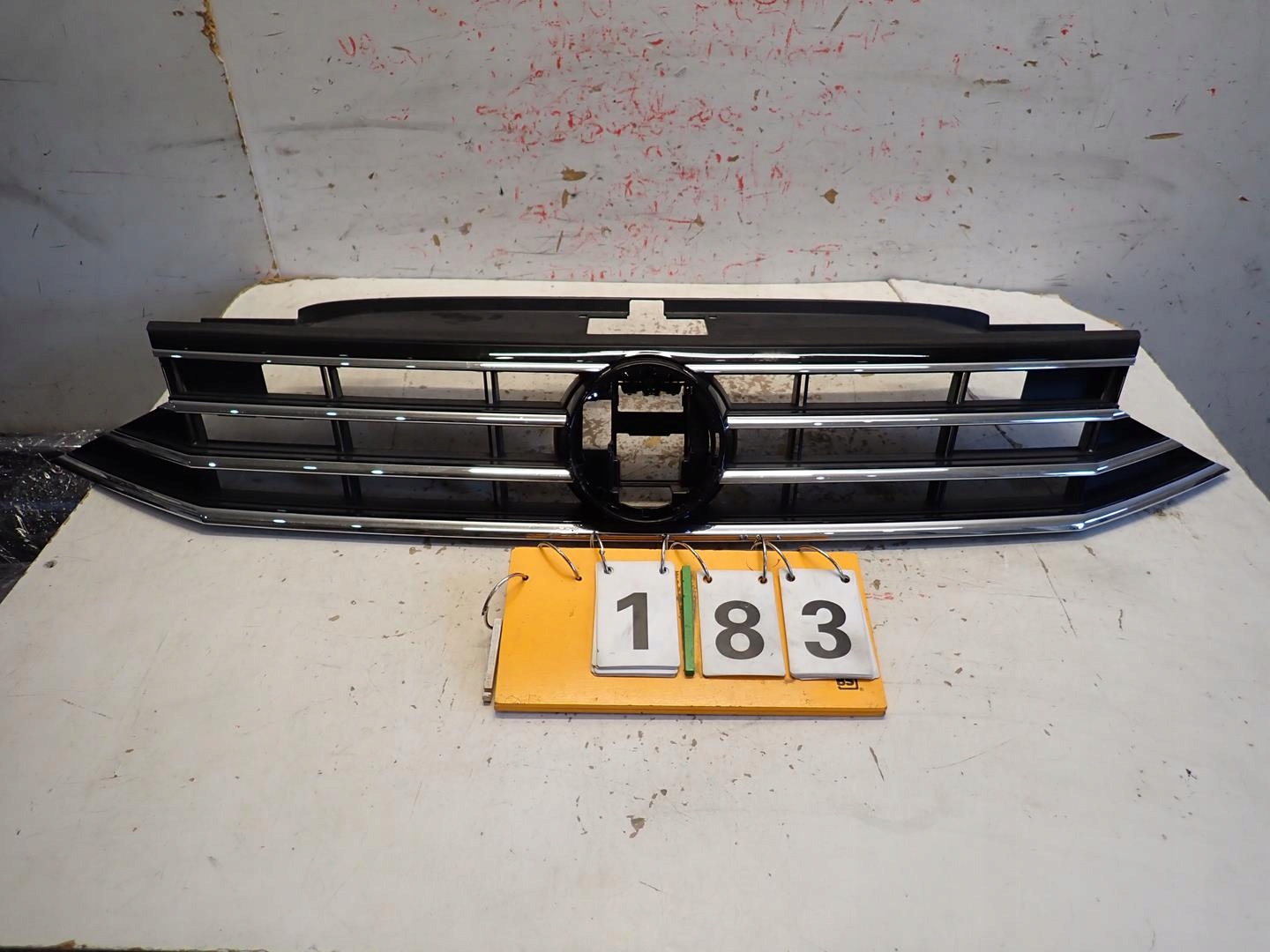 Grill VW PASSAT B8 LIFT 2019 3G0853651DJ