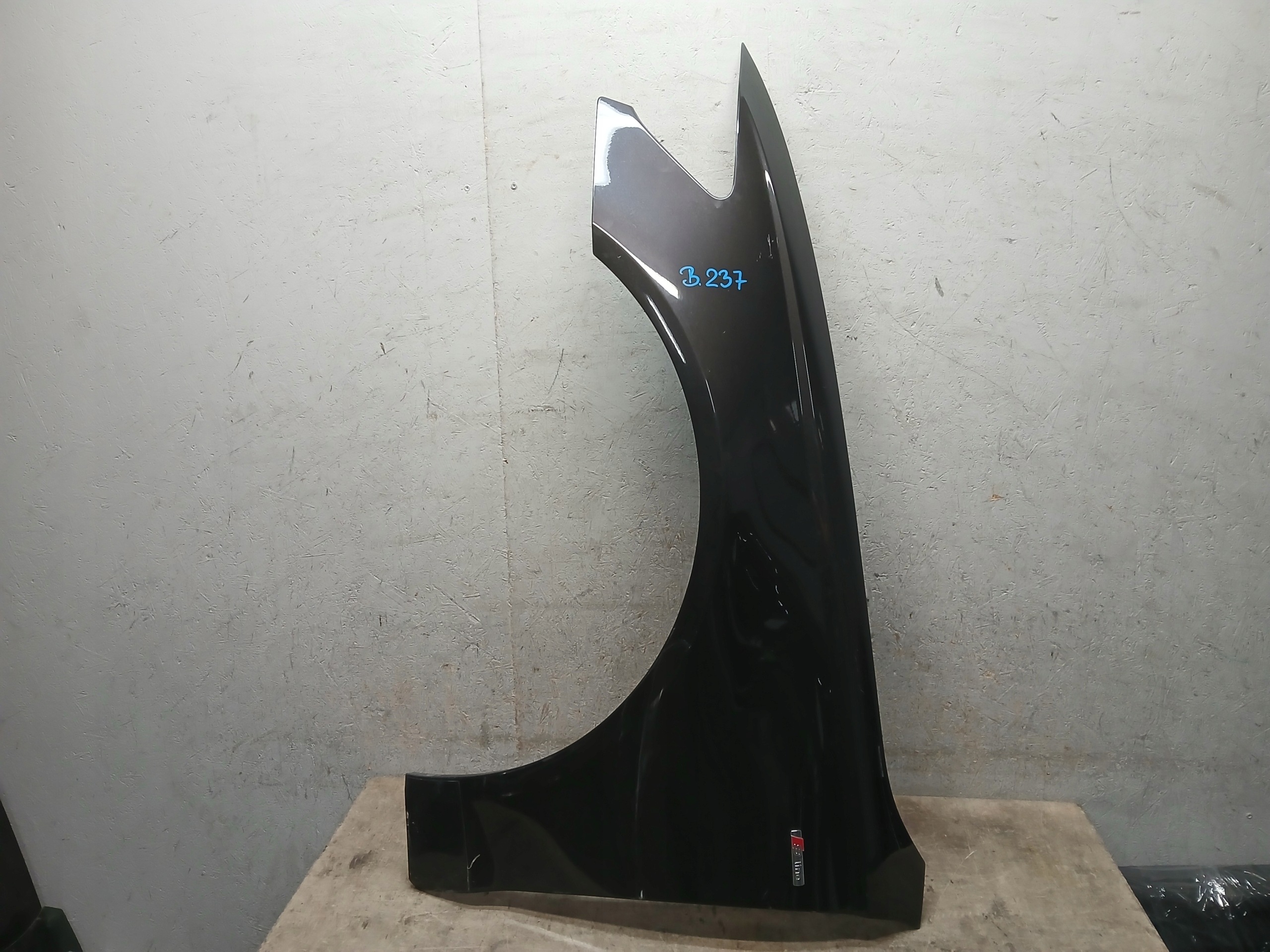 fender front left AUDI A6 C7 4G 11-14