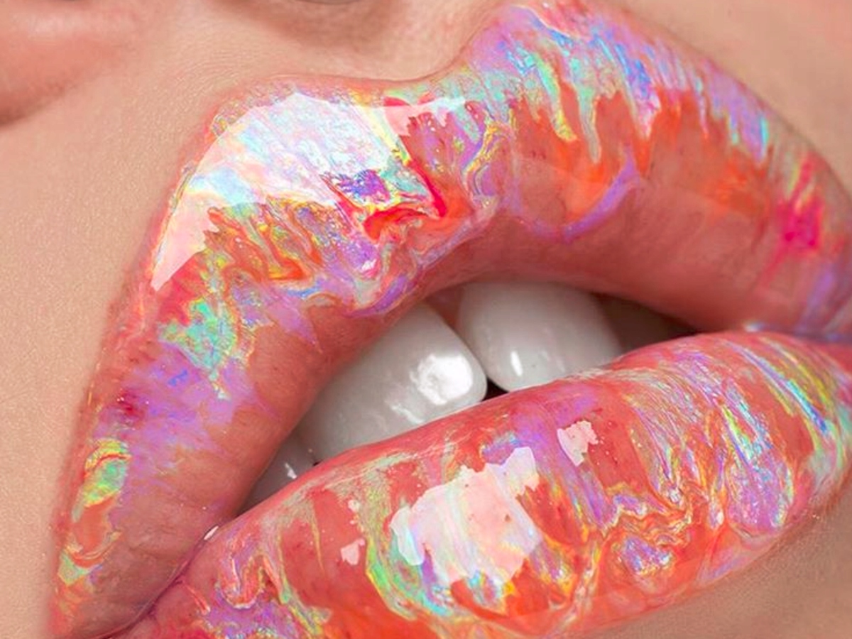 RIMMEL HOLOGRAFICZNY BŁYSZCZYK DO UST HOLOGRAPHIC Marka Rimmel