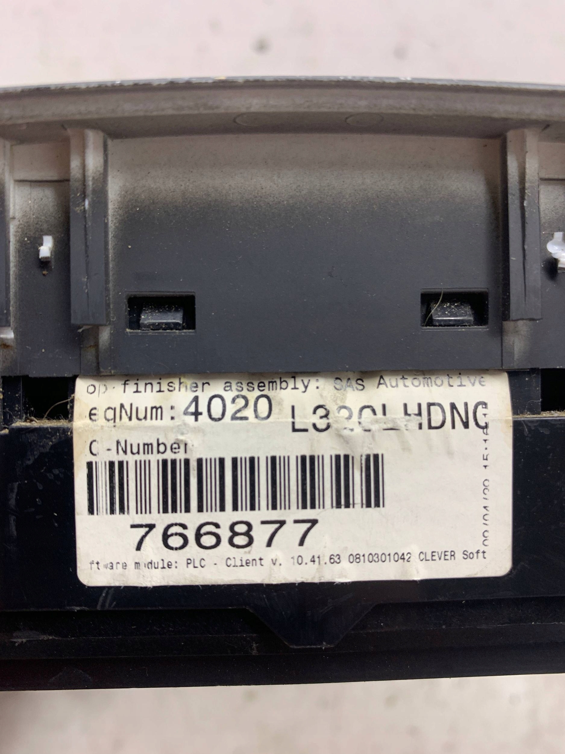 PANEL regulation console central 8H32-14B596-AA RAGNE ROVER L320 (05-13)