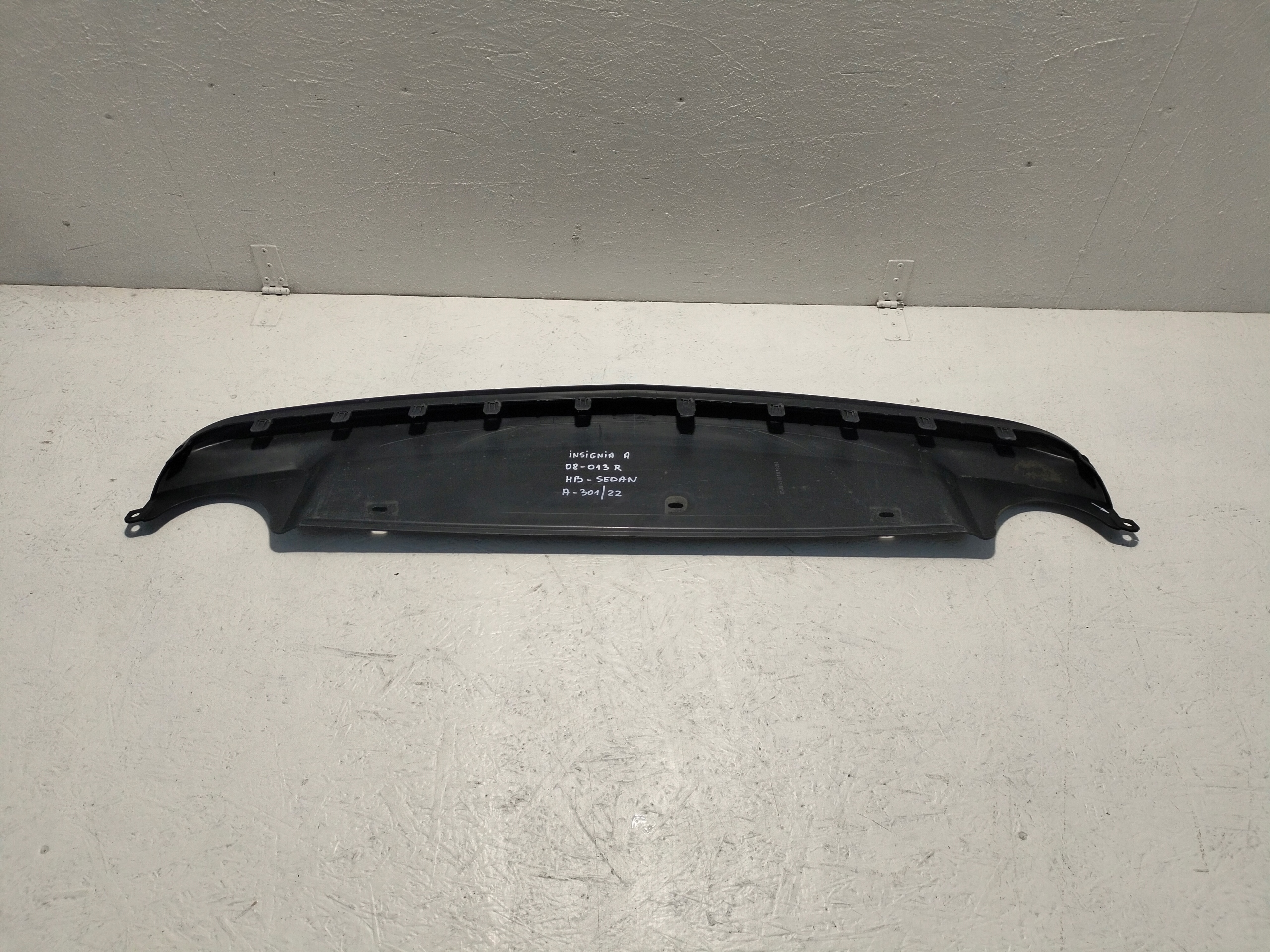 13246507 - ДИФУЗОР ЗАДНЬОГО БАМПЕРА OPEL INSIGNIA A