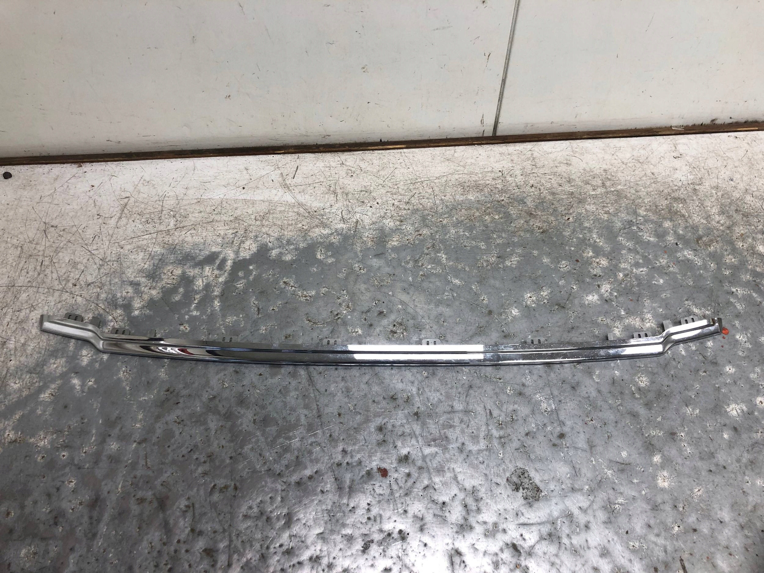 moulding CHROM GRILLA FORD MONDEO MK5 DS73-8150-L