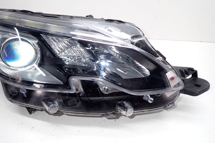 PEUGEOT 2008 LIFT 16- reflektor right light right 9814739580