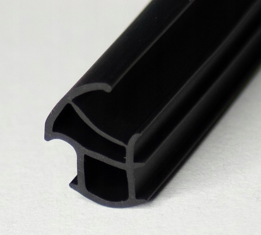 USZCZELKA DO DRZWI STALOWYCH CZARNA STL-1 1 mb Kolor czarny