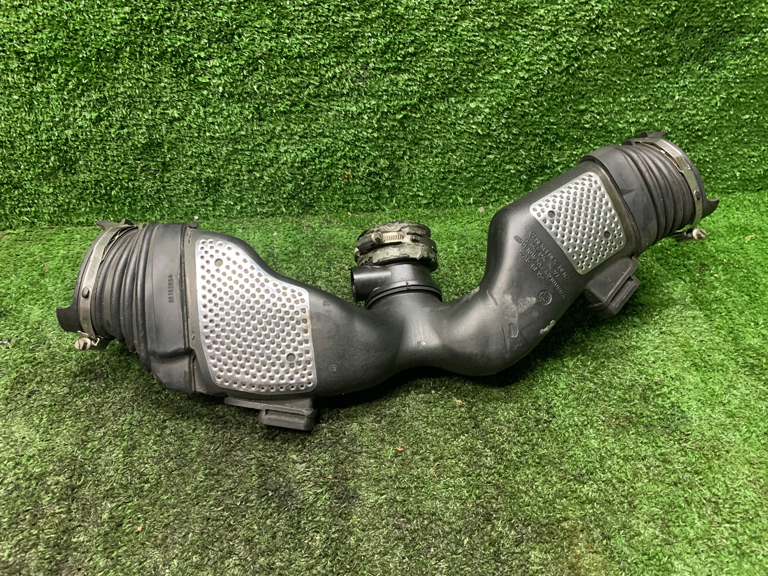 PRZEPŁYWOMIERZ DOLOT POWIETRZA MERCEDES 3.0 CDI V6 A6420943497