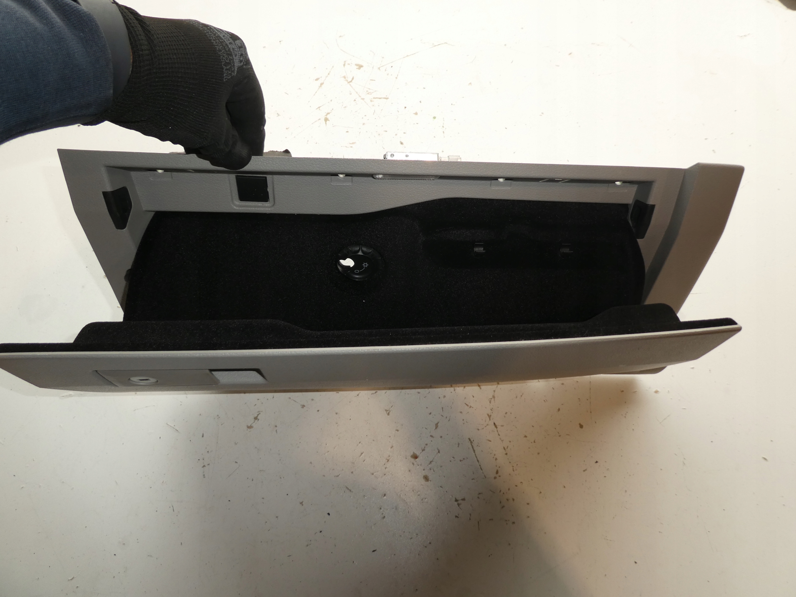 VW T6 passenger compartment 7E1858007D