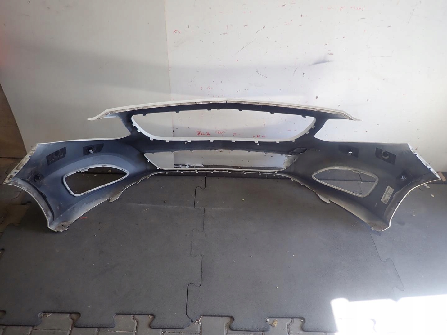 STOSSSTANGE VORNE MERCEDES B-KLASA W246 LIFT 2015