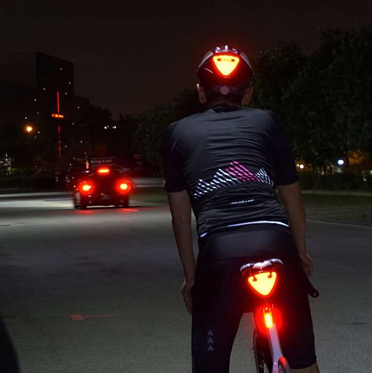 Migający odblask rowerowy pod siodełko Blincclip Rodzaj tylne