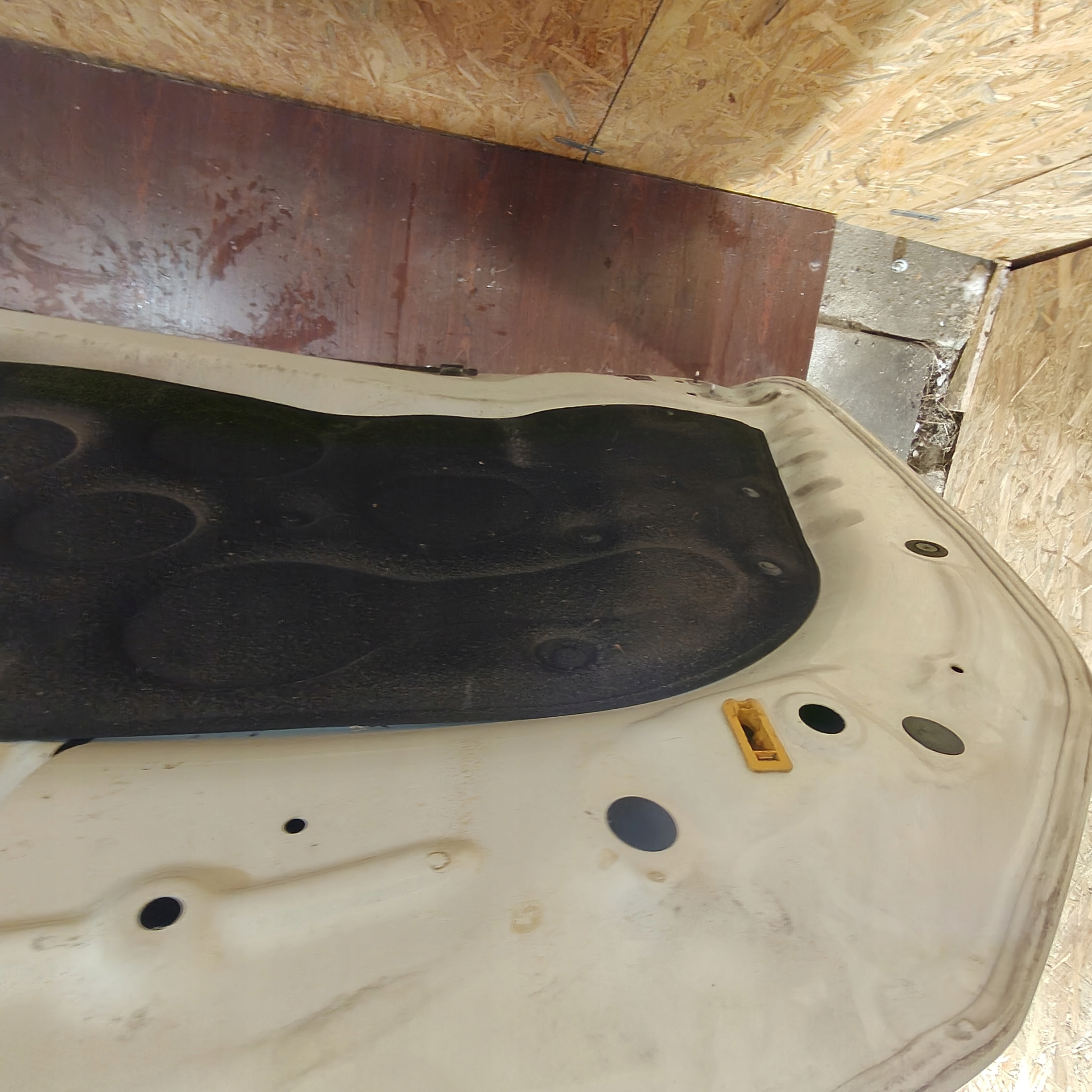 bonnet front MERCEDES CLA W117 KOD 650